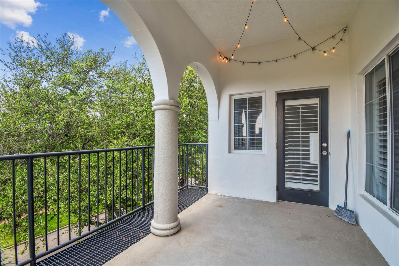 Listing photo id 26 for 435 Oregon Avenue 304