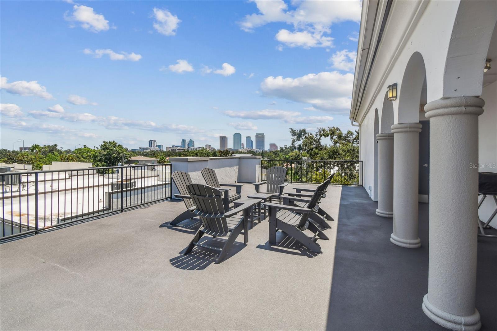 Listing photo id 28 for 435 Oregon Avenue 304