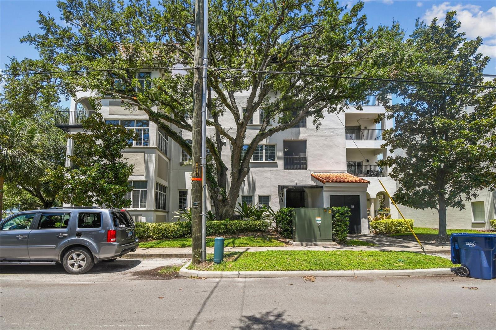 Listing photo id 33 for 435 Oregon Avenue 304