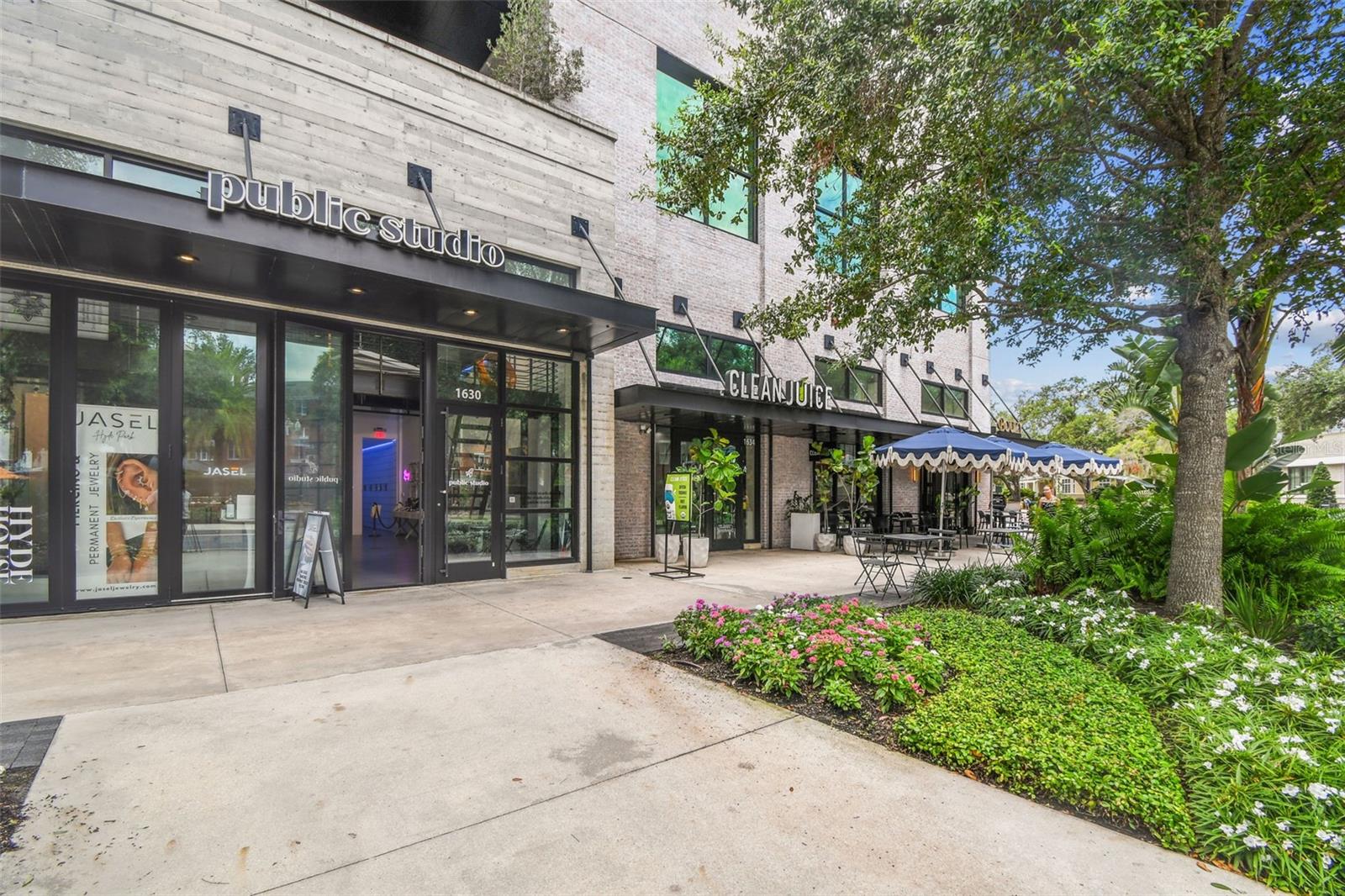 Listing photo id 57 for 435 Oregon Avenue 304