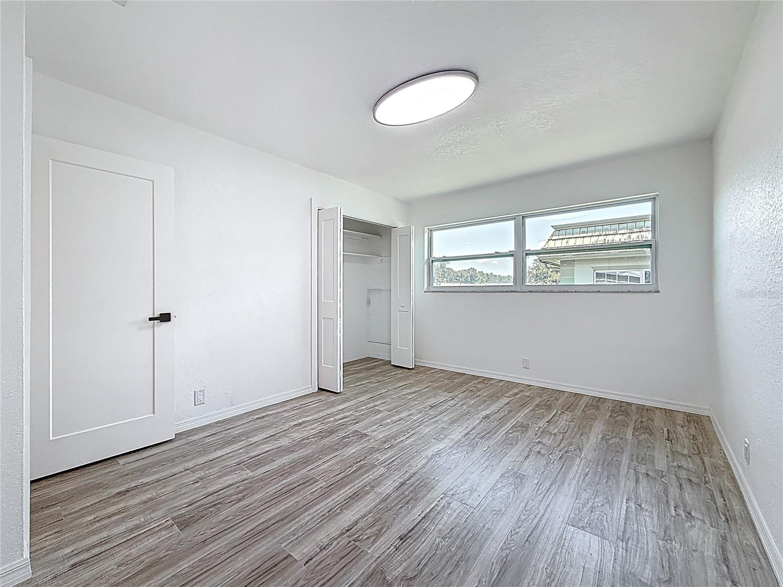 Image 25 of 26 For 1433 Belcher Road B11