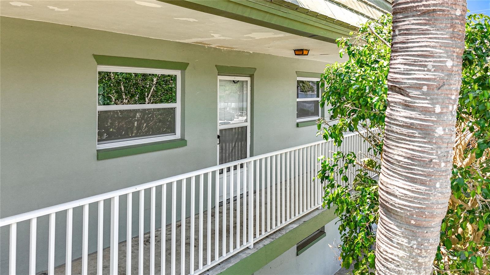 Image 4 of 26 For 1433 Belcher Road B11