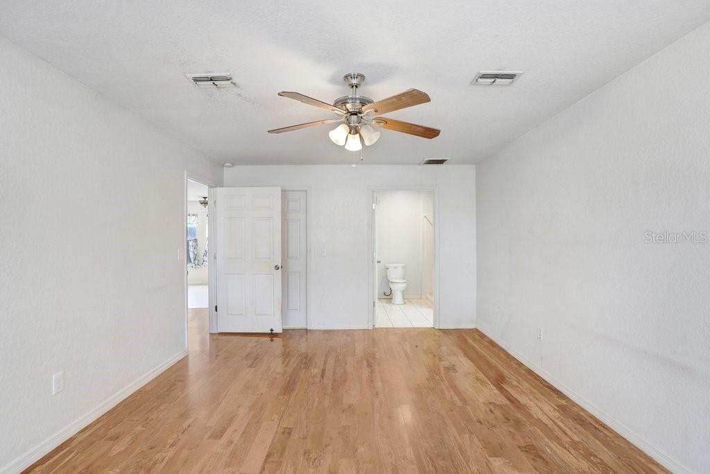 Image 14 of 26 For 7841 Royal Stewart Drive