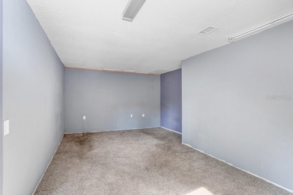 Image 23 of 26 For 7841 Royal Stewart Drive