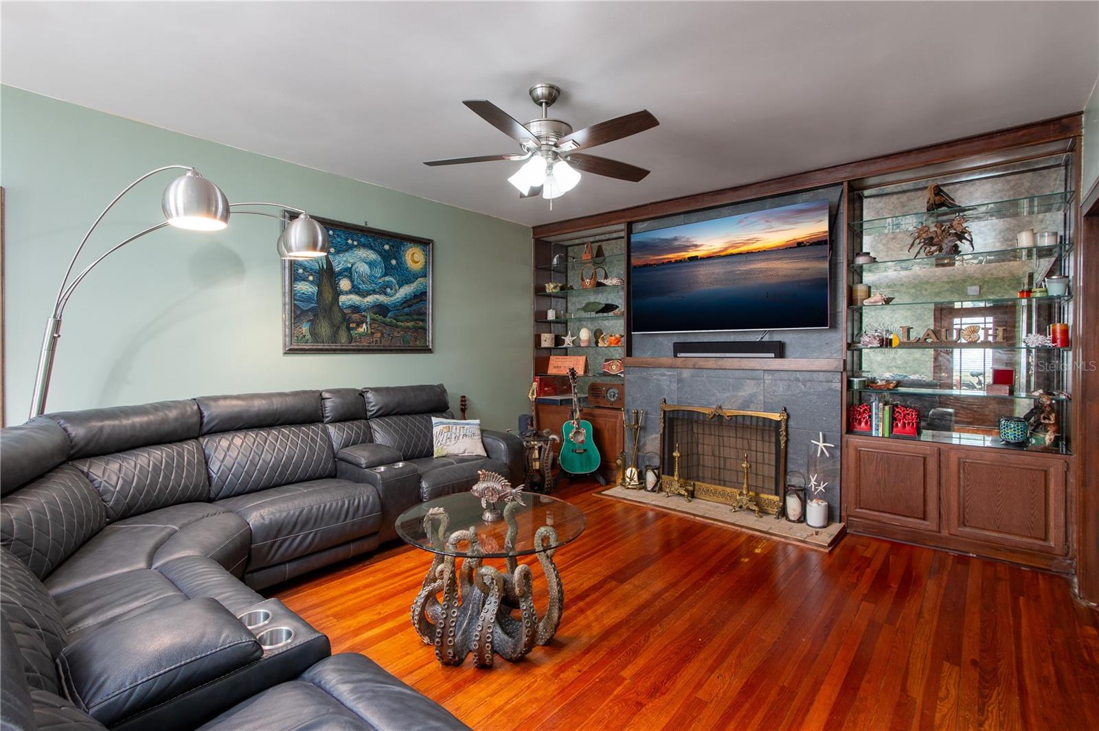 Image 11 of 54 For 803 Fort Harrison Avenue