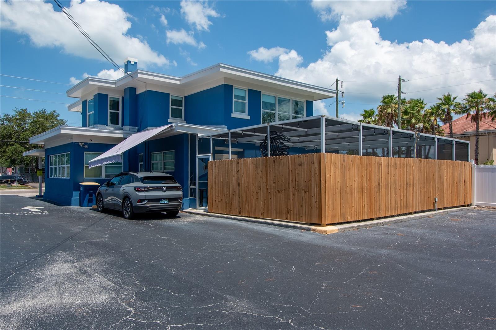 Image 4 of 54 For 803 Fort Harrison Avenue