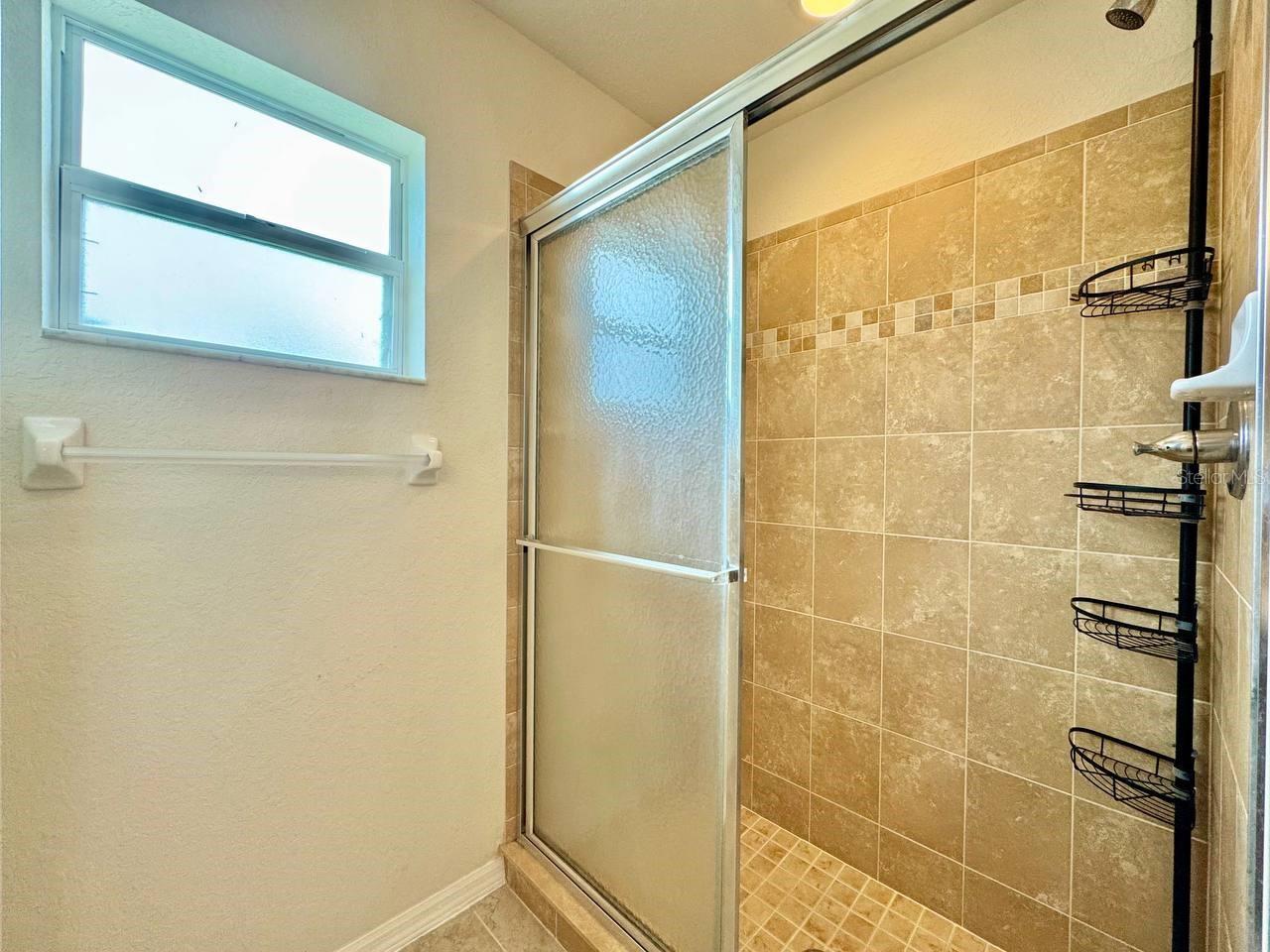 Image 16 of 29 For 11346 Southwind Lake Drive