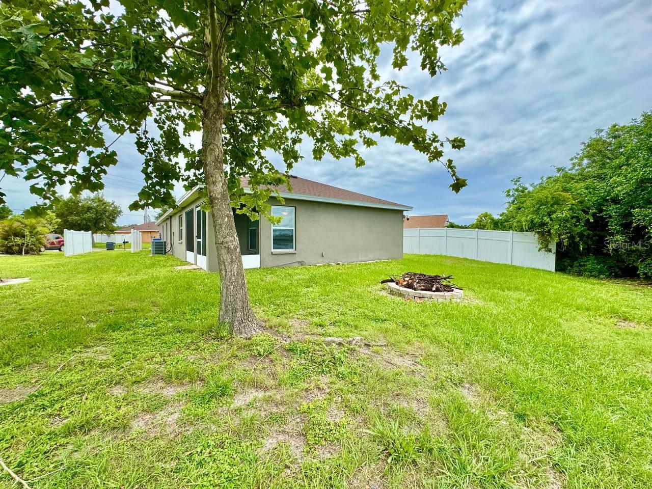 Image 27 of 29 For 11346 Southwind Lake Drive