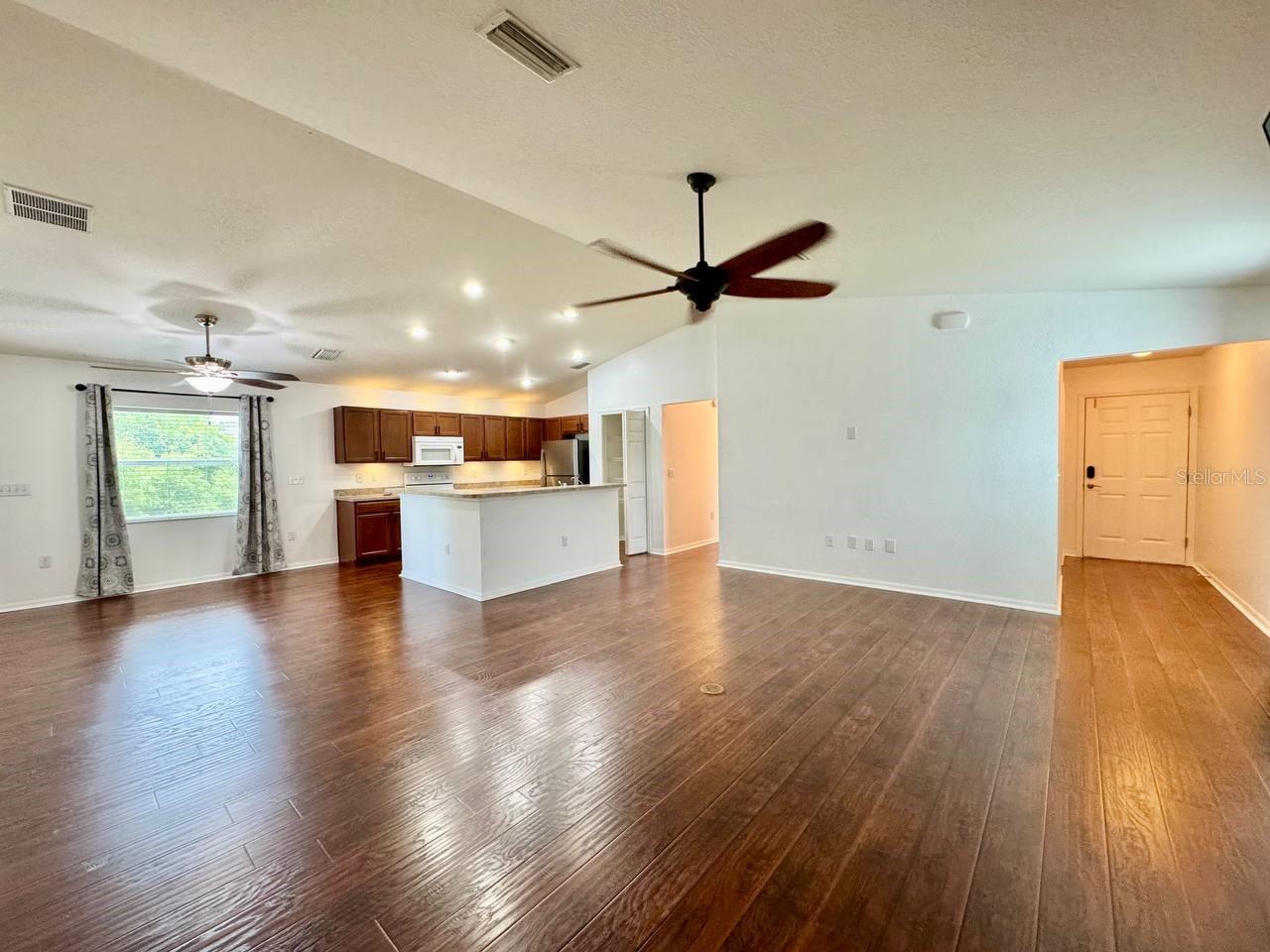 Image 6 of 29 For 11346 Southwind Lake Drive