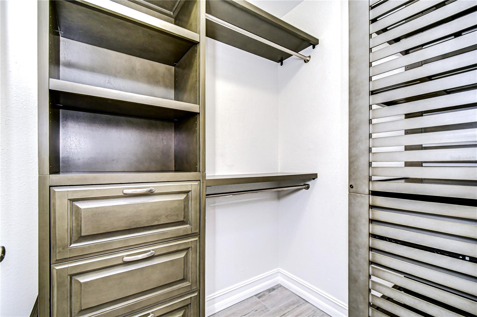 Image 17 of 40 For 9481 Highland Oak Drive 1506