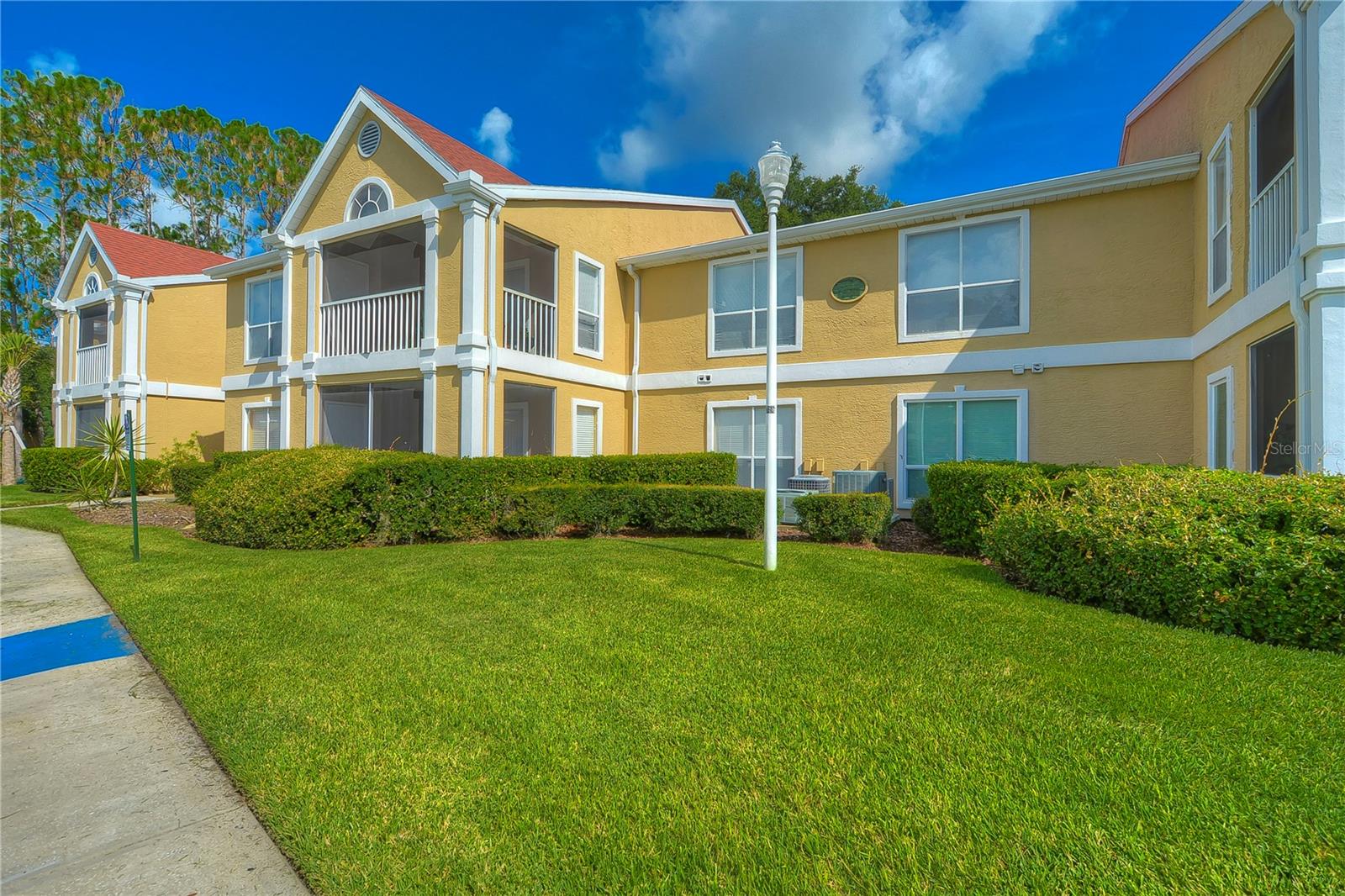 Image 38 of 40 For 9481 Highland Oak Drive 1506
