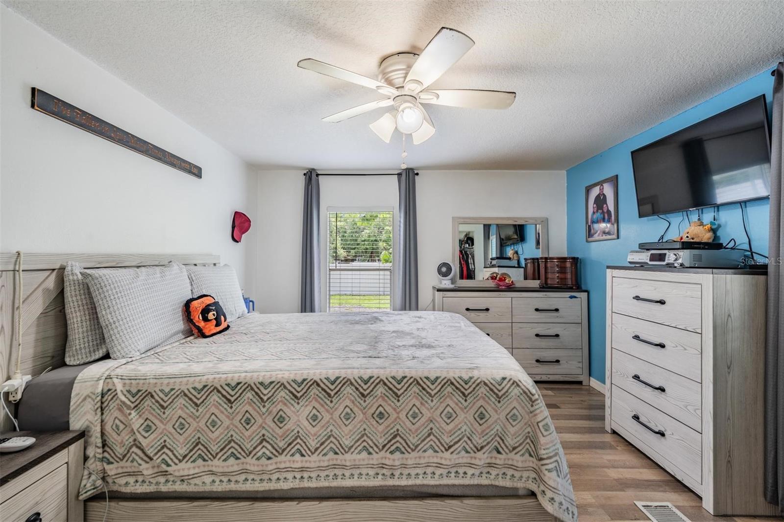 Image 19 of 38 For 6118 Saddletree Drive