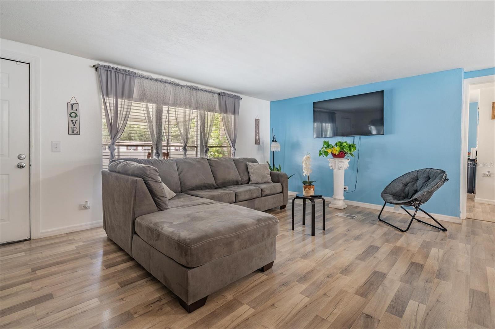 Image 29 of 38 For 6118 Saddletree Drive