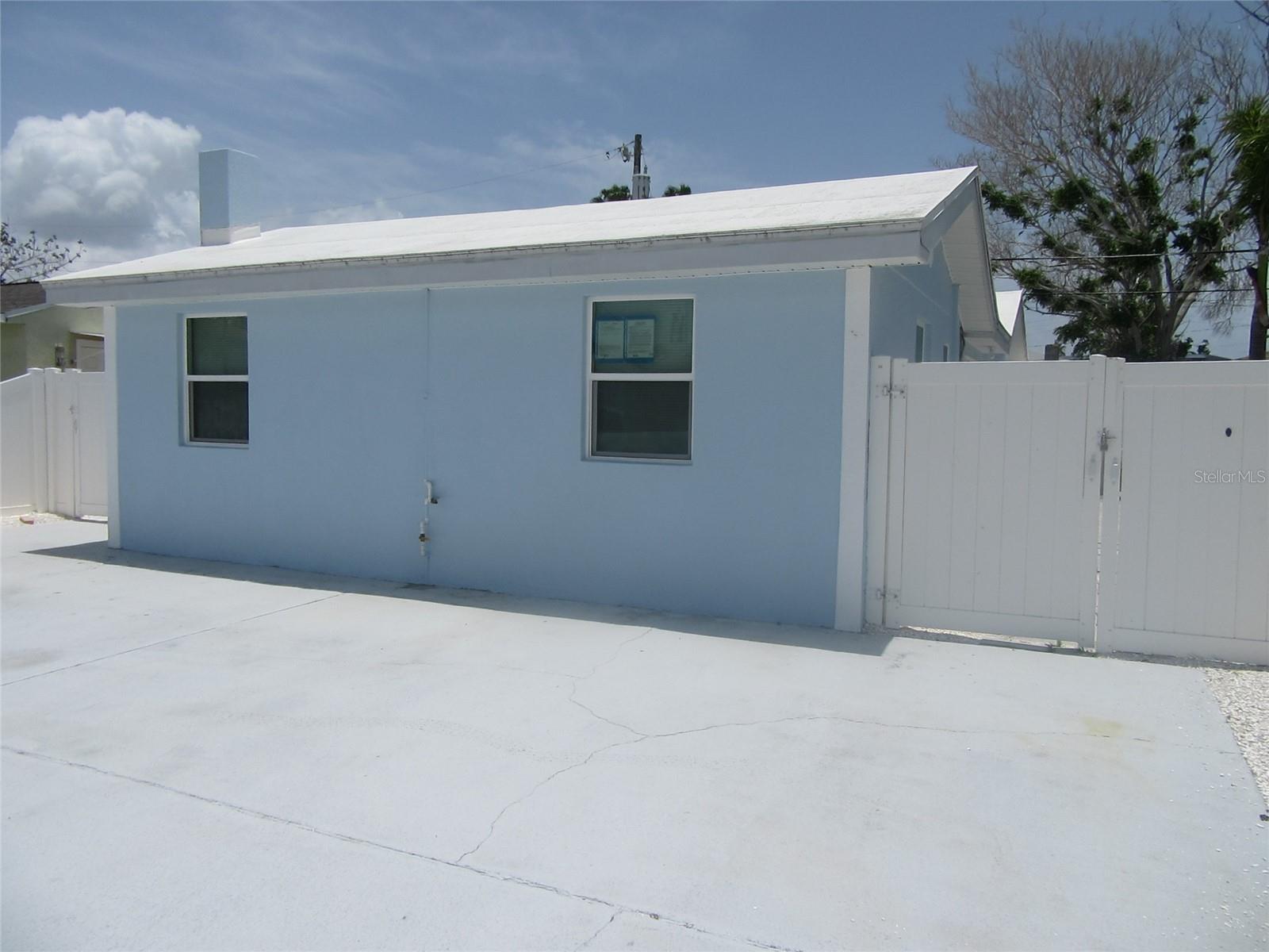 Image 2 of 34 For 223 148th Avenue E