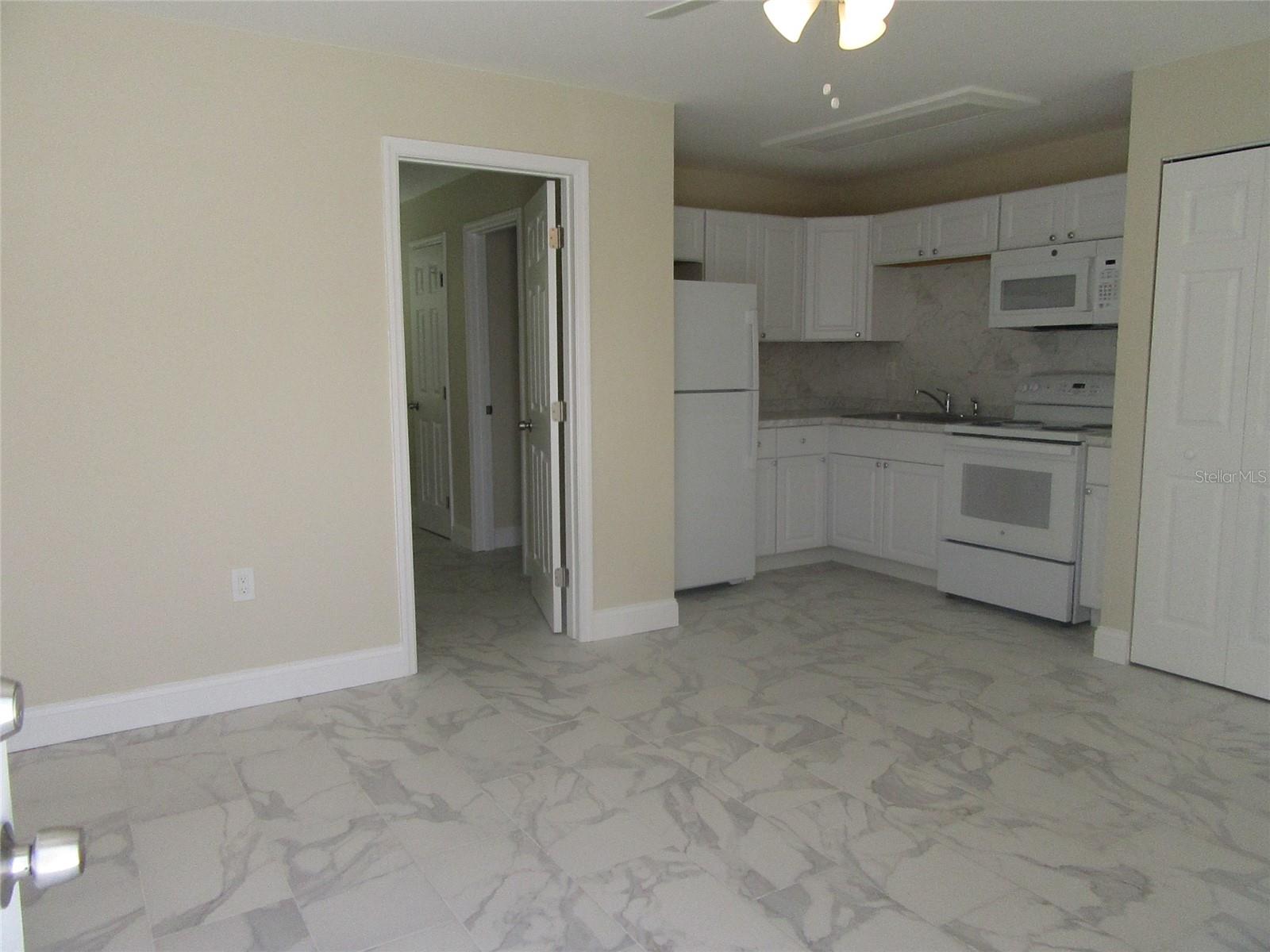 Image 23 of 34 For 223 148th Avenue E