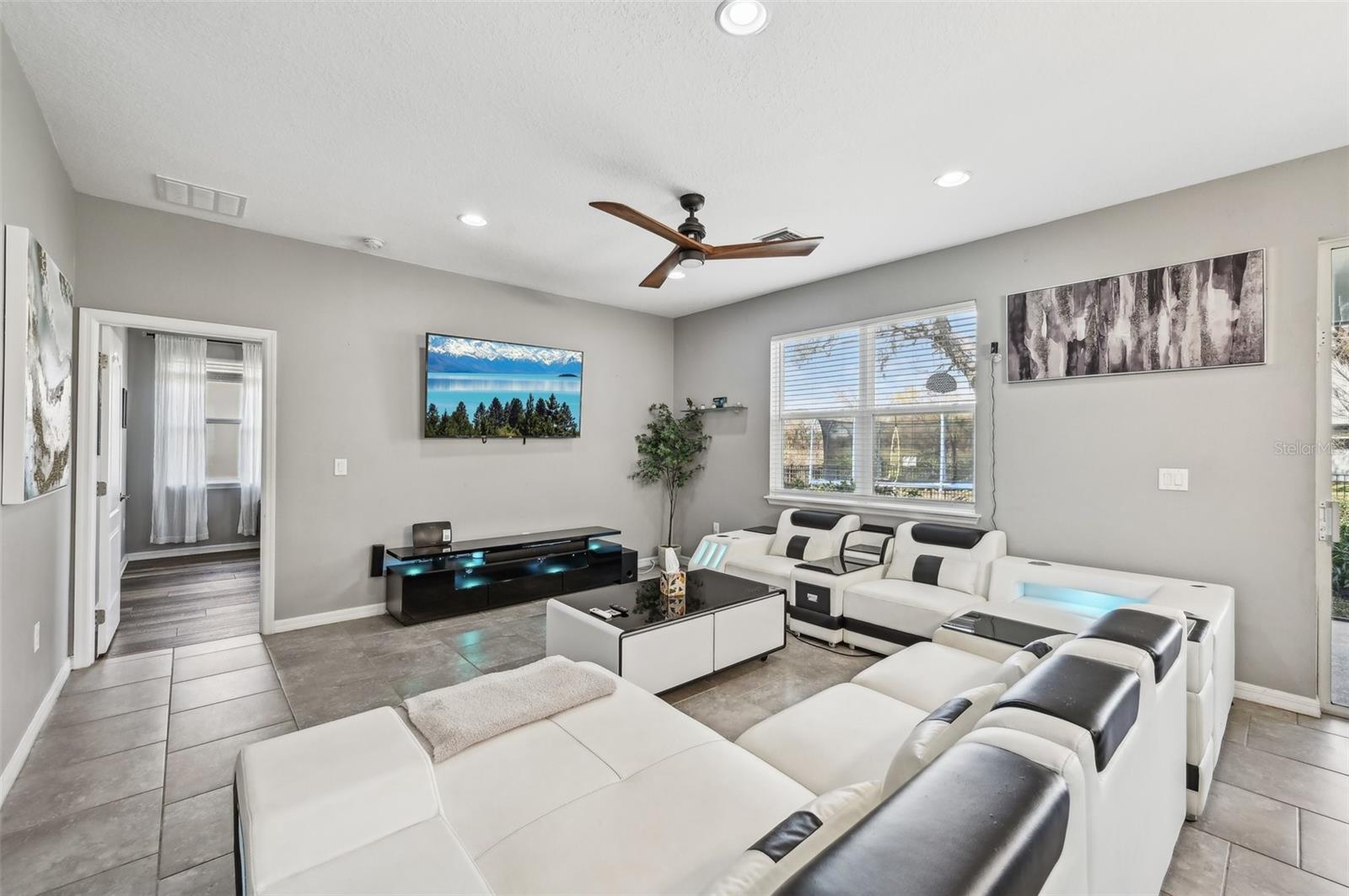 Image 3 of 32 For 4515 Bent Tree Boulevard