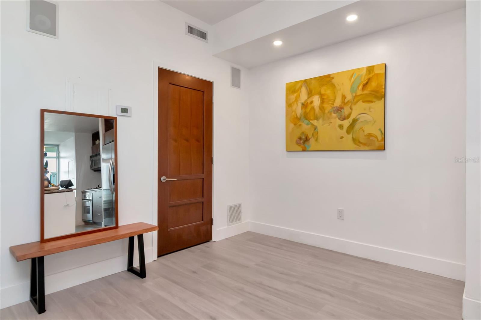 Image 5 of 36 For 111 12th Street 1707