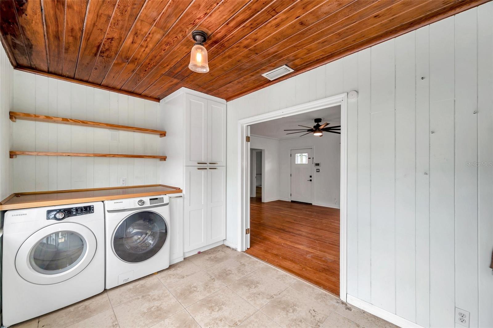 Image 18 of 55 For 1601 14th Street N