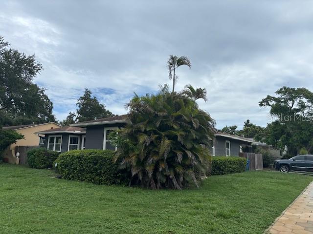 Image 2 of 55 For 1601 14th Street N