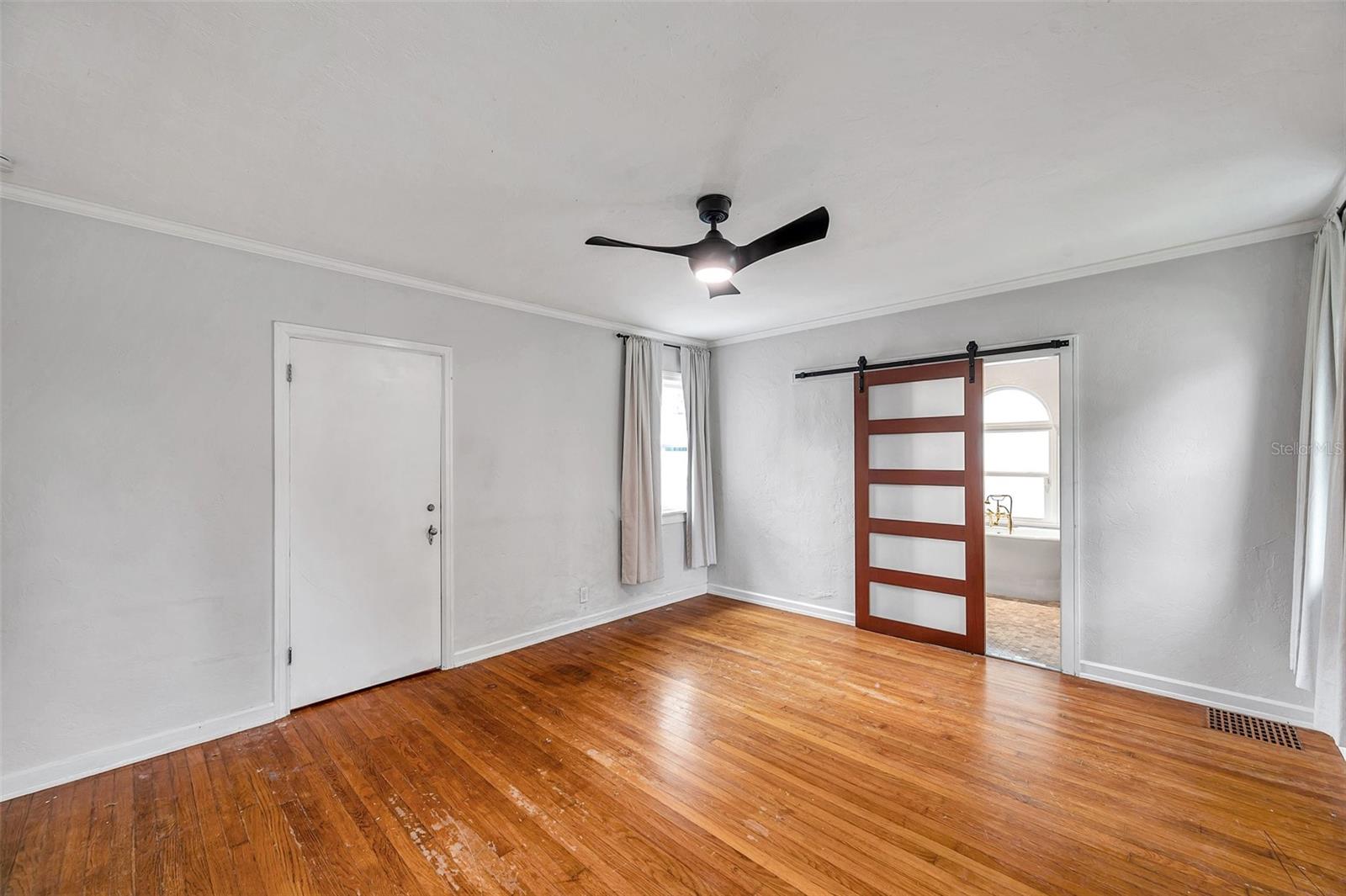 Image 30 of 55 For 1601 14th Street N