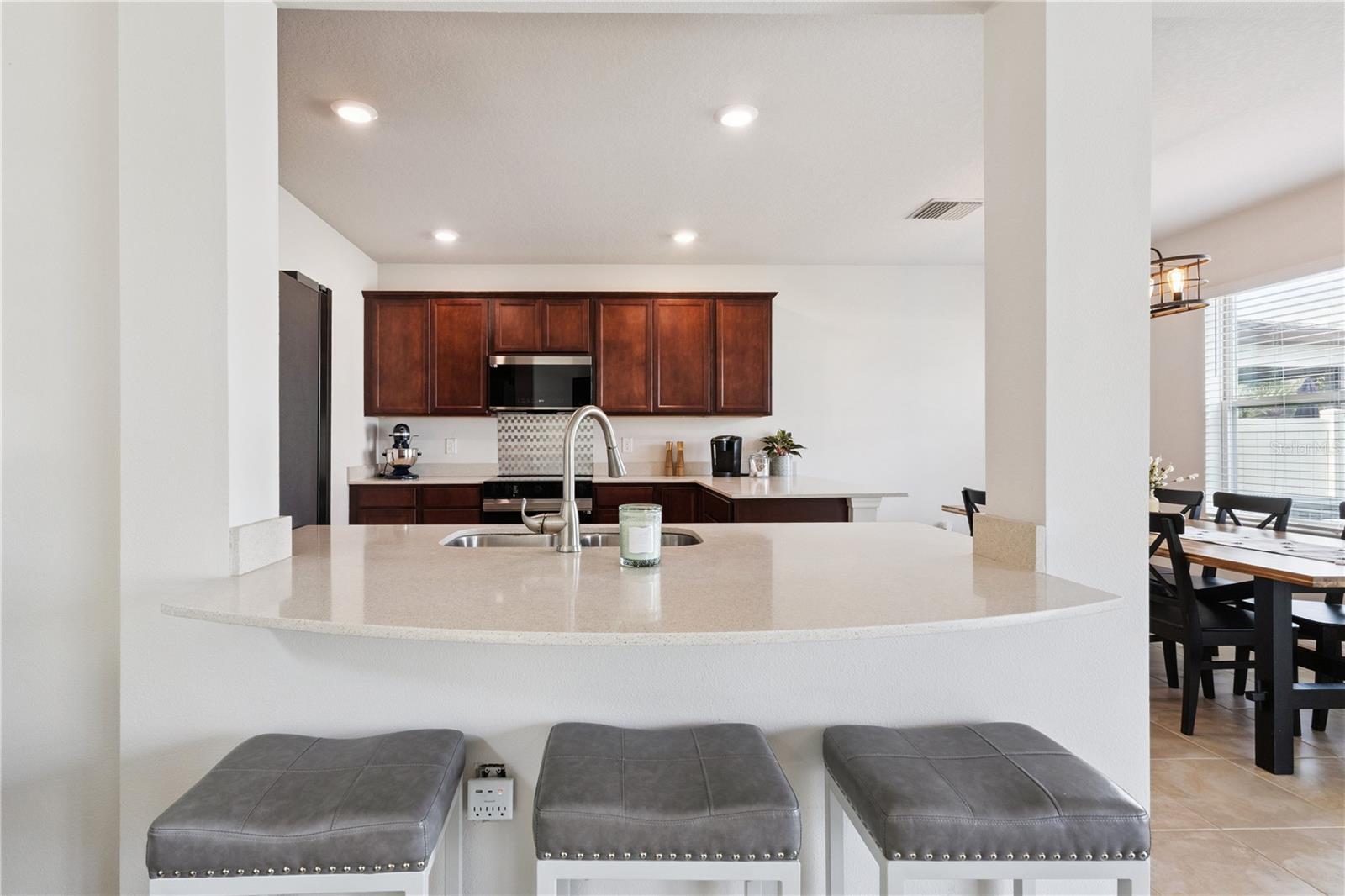 Image 11 of 47 For 6595 Ryestone Way