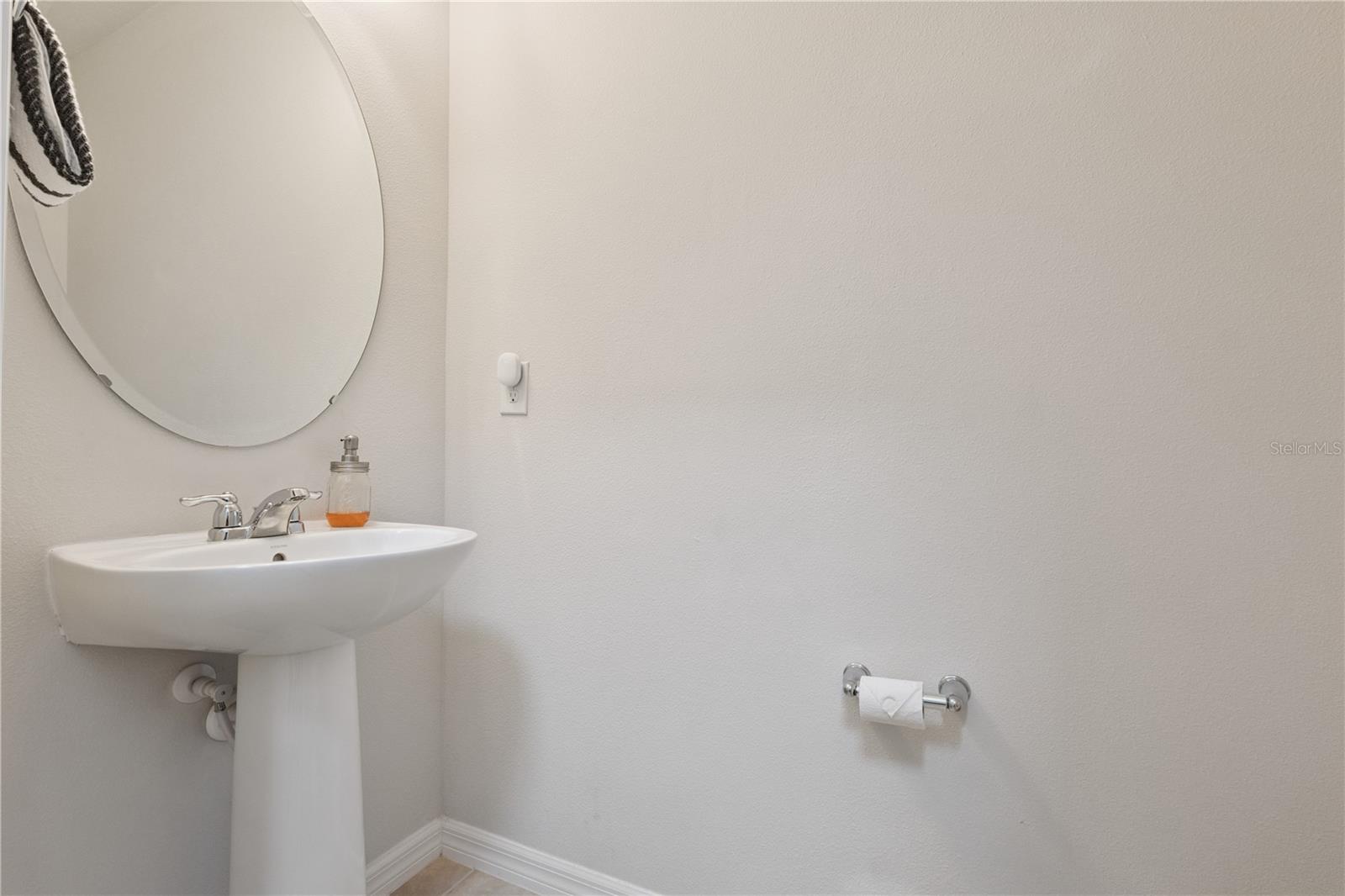 Image 21 of 47 For 6595 Ryestone Way