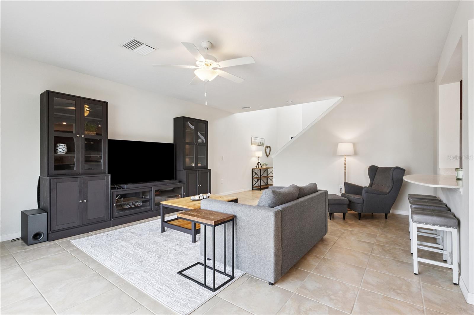 Image 8 of 47 For 6595 Ryestone Way