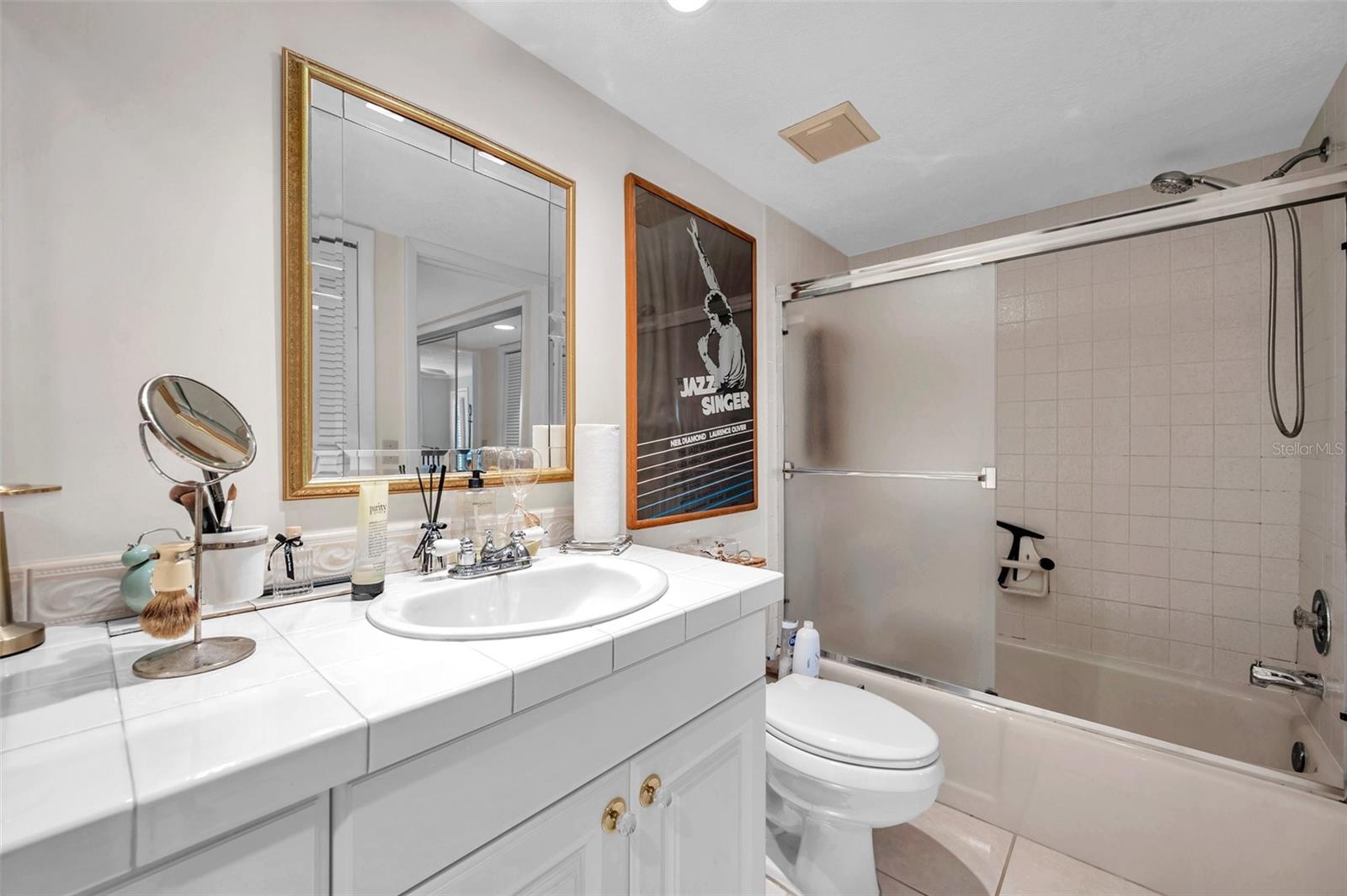 Image 26 of 45 For 3062 Eastland Boulevard 311