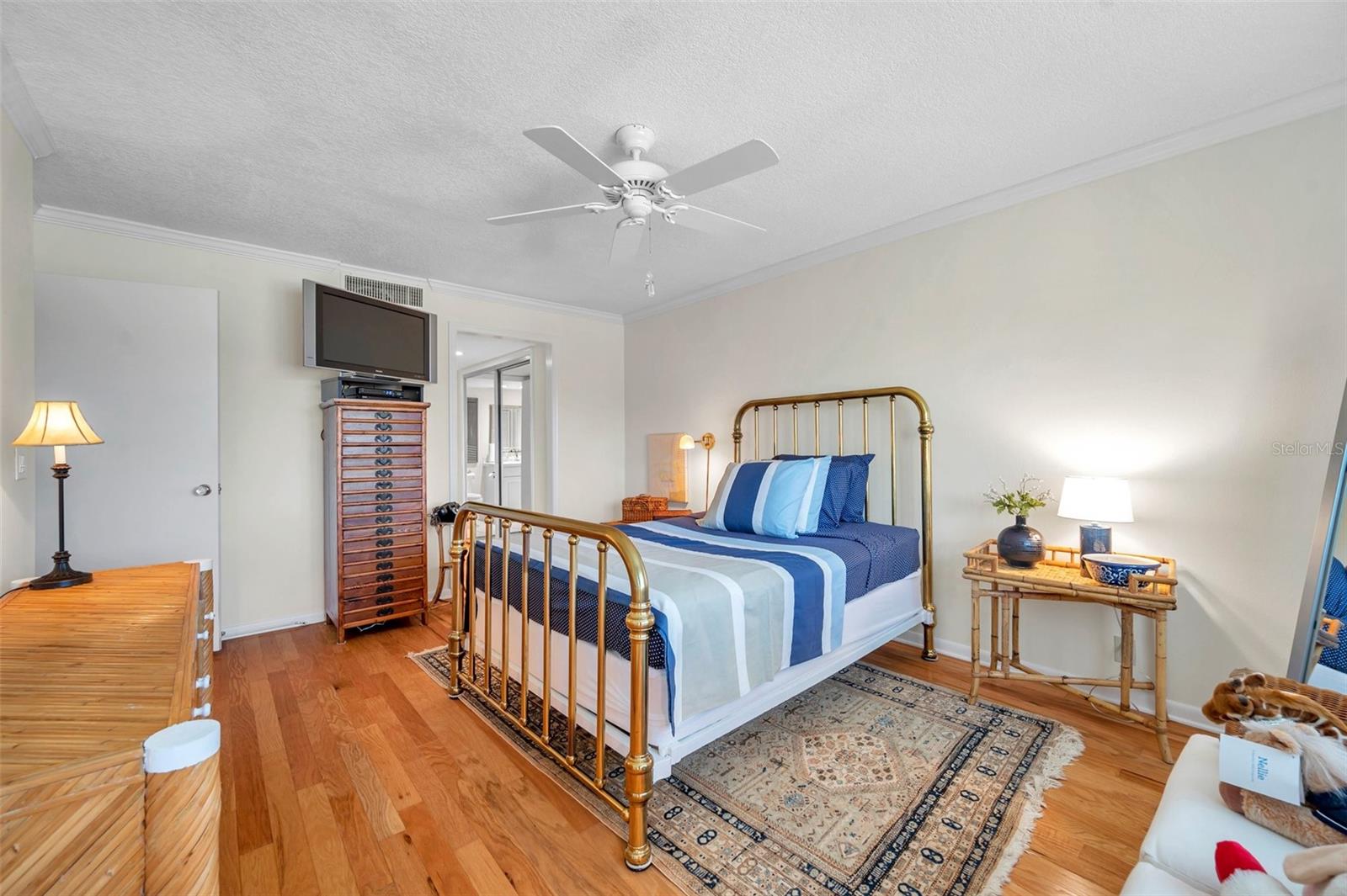 Image 31 of 45 For 3062 Eastland Boulevard 311