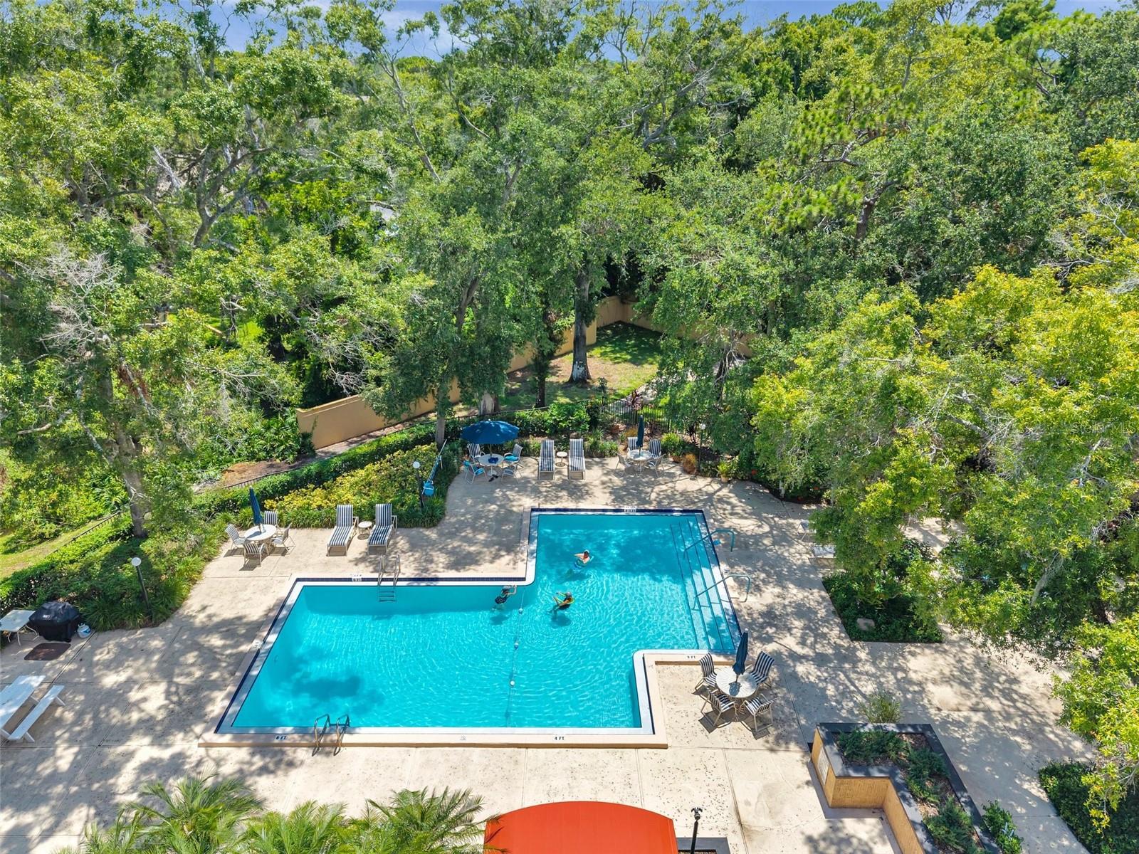 Image 37 of 45 For 3062 Eastland Boulevard 311