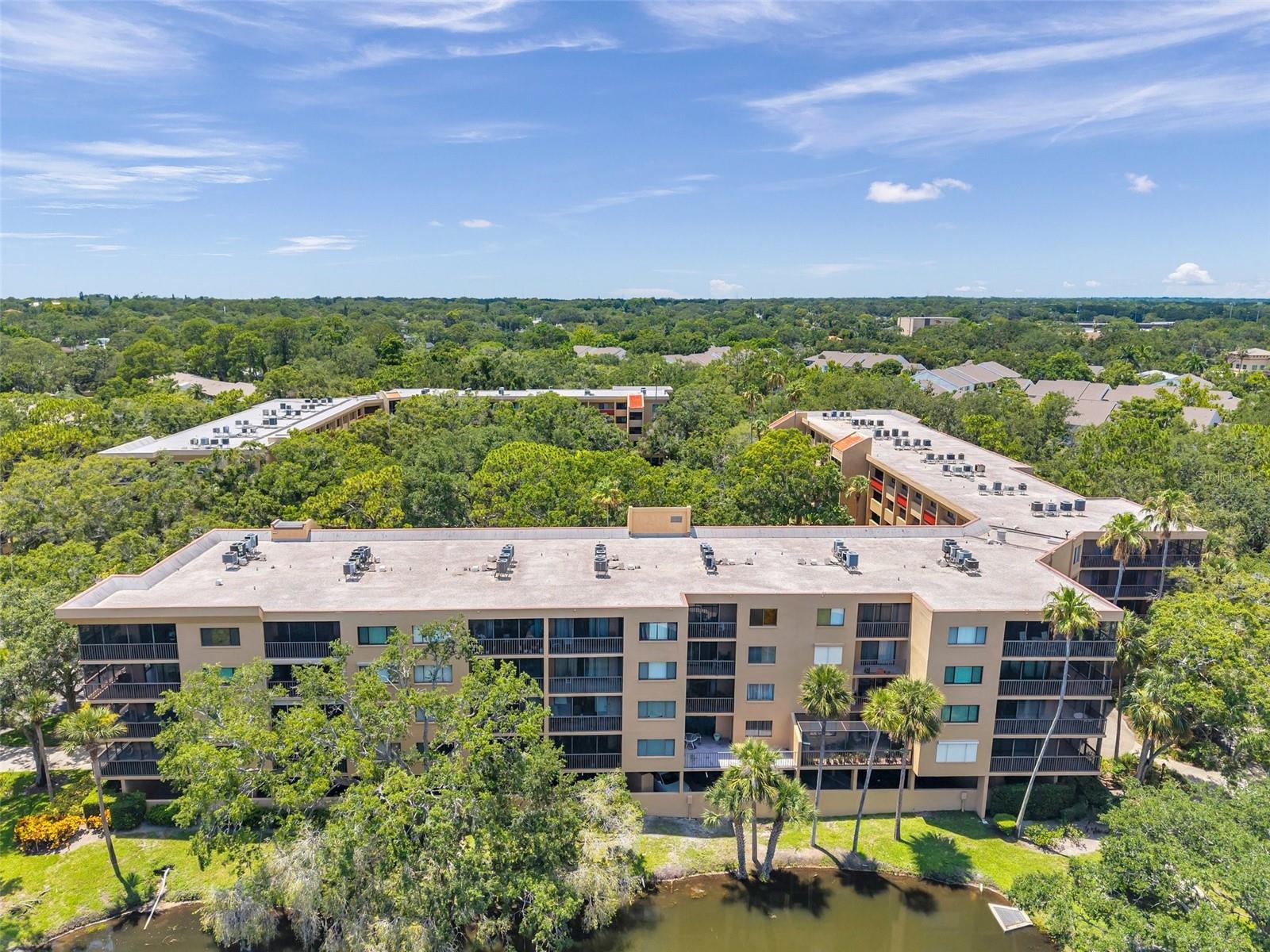 Image 41 of 45 For 3062 Eastland Boulevard 311