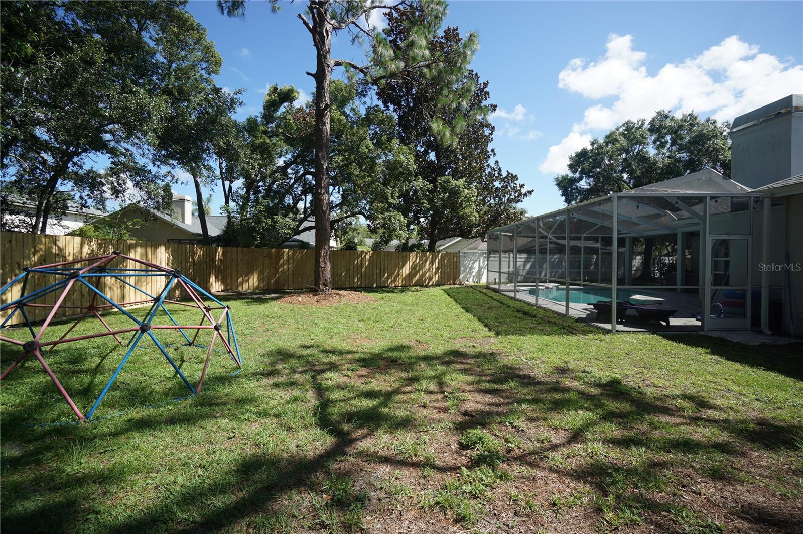 Image 34 of 37 For 13708 Whitebark Place