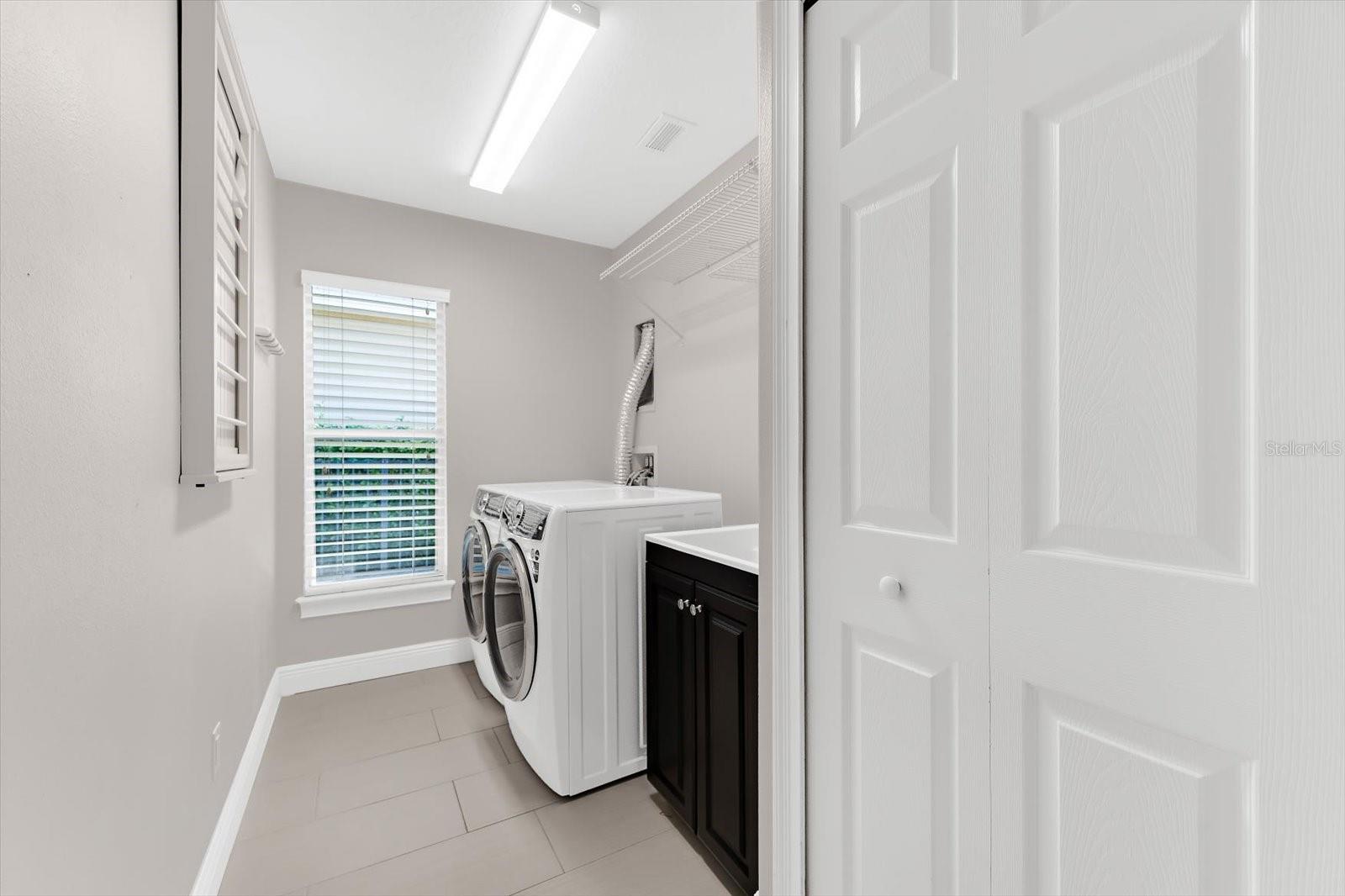 Image 40 of 55 For 761 Winslow Park Boulevard