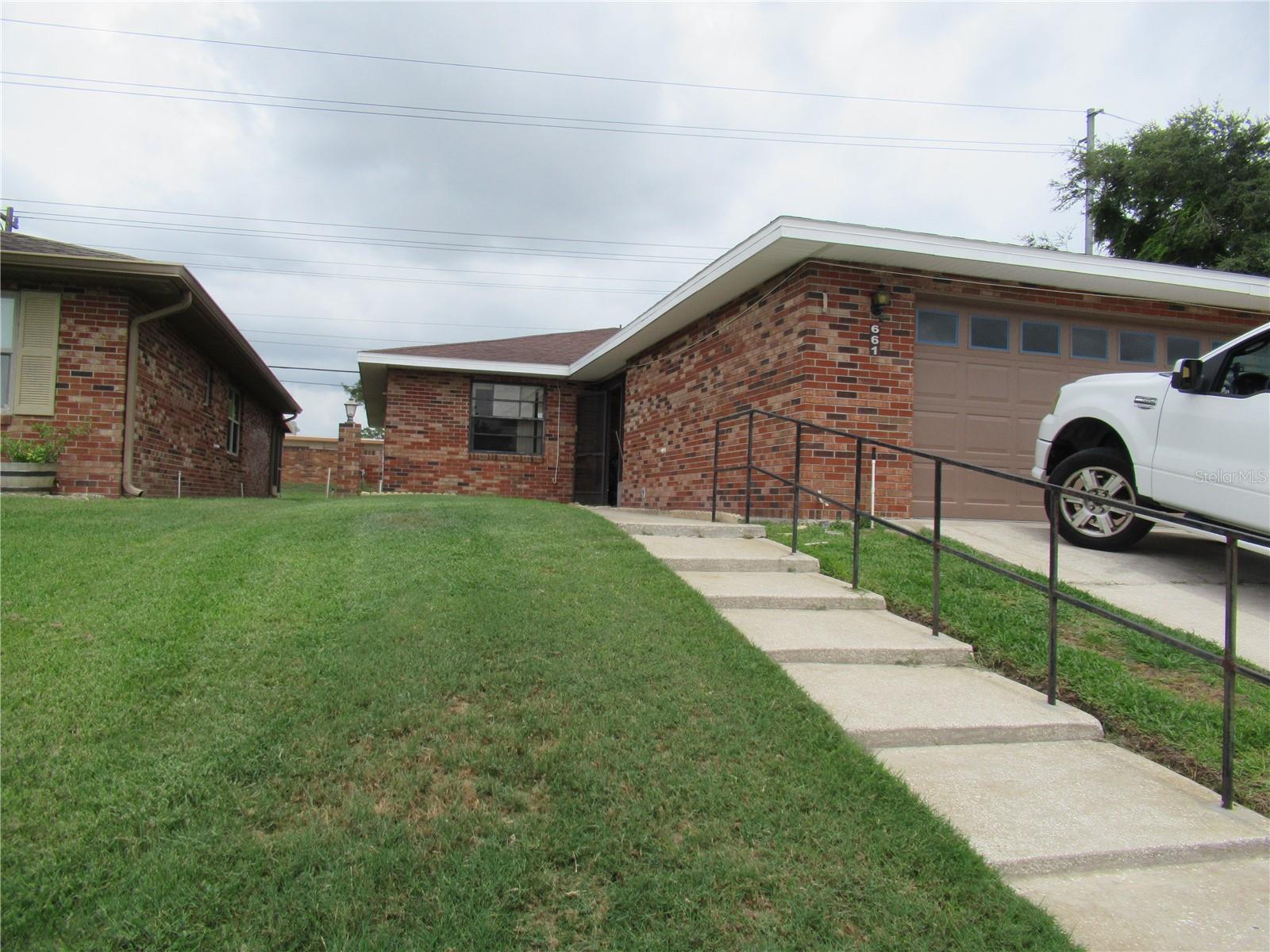 Image 16 of 29 For 661 Lake Carolyn Circle