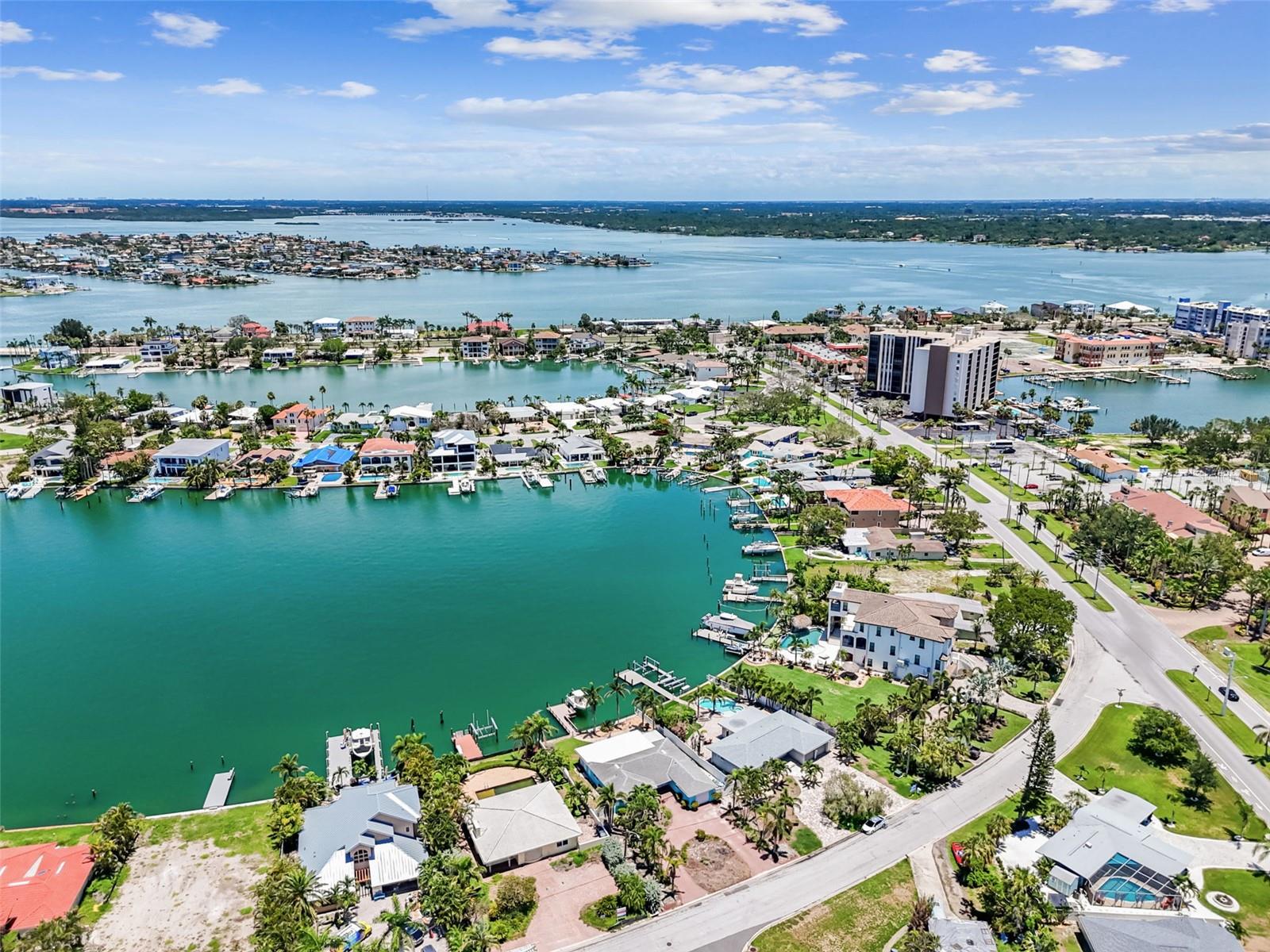 Image 18 of 43 For 10246 Tarpon Drive