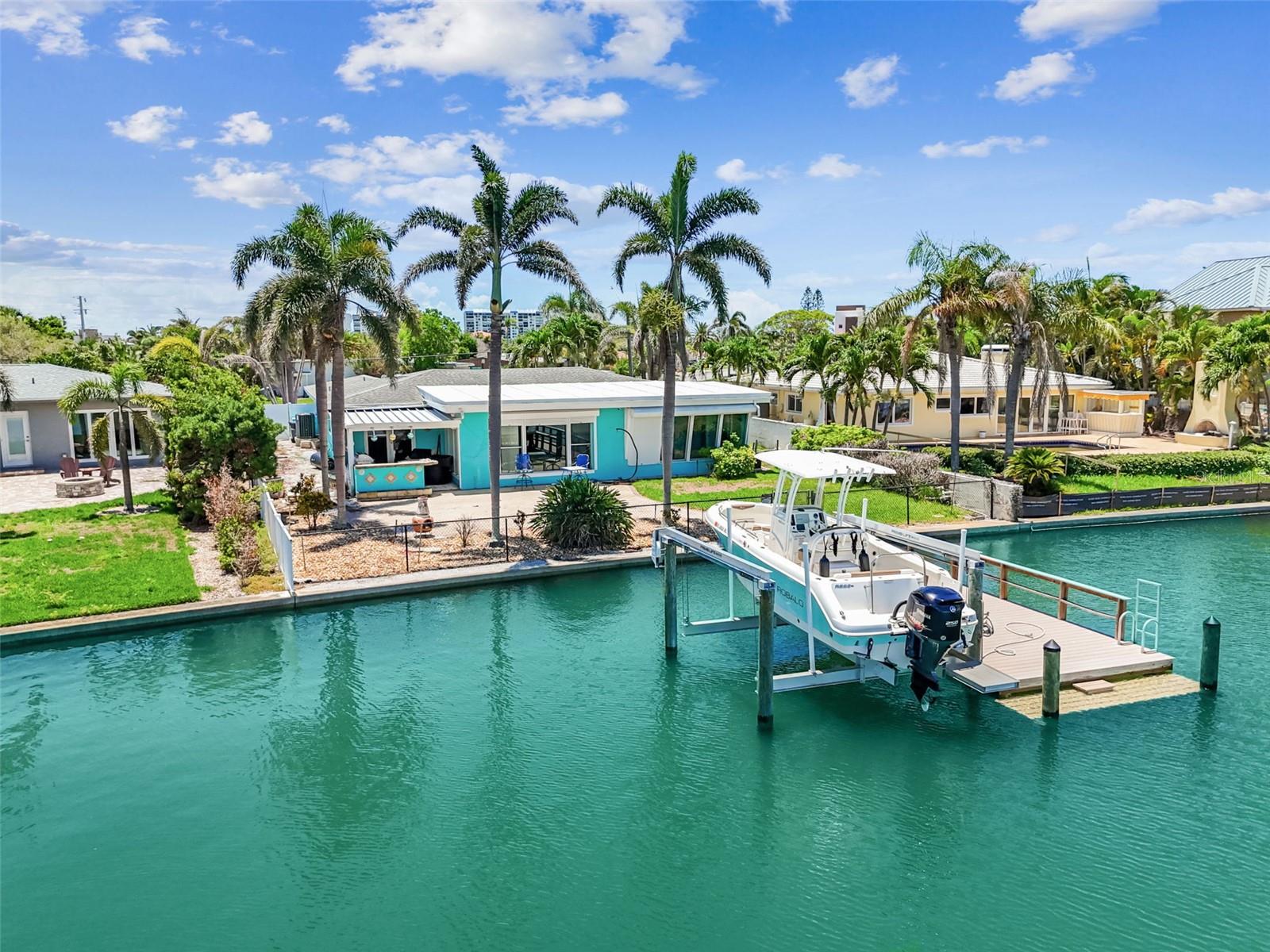 Image 19 of 43 For 10246 Tarpon Drive