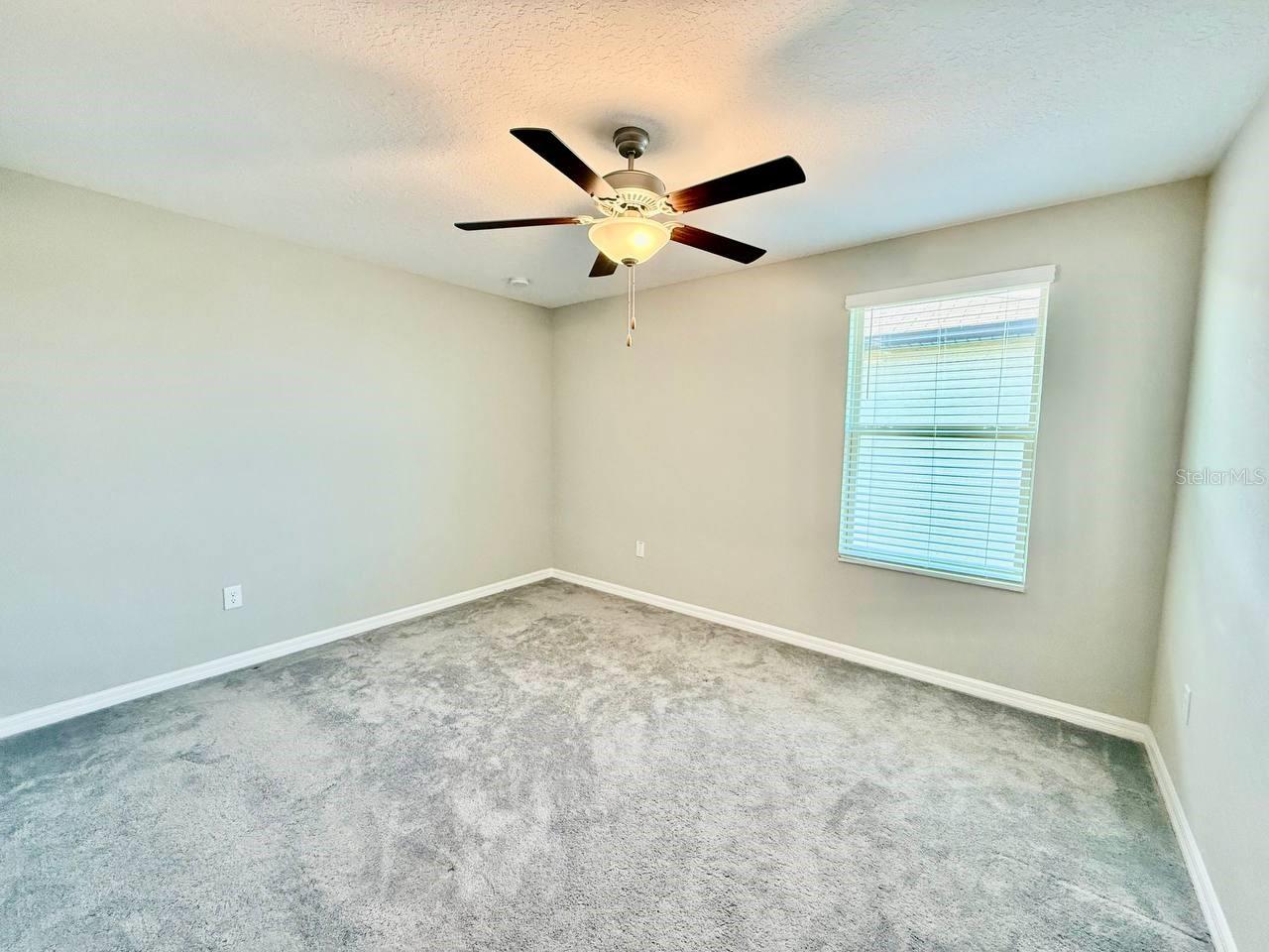 Image 32 of 45 For 1036 Royal Empress Drive