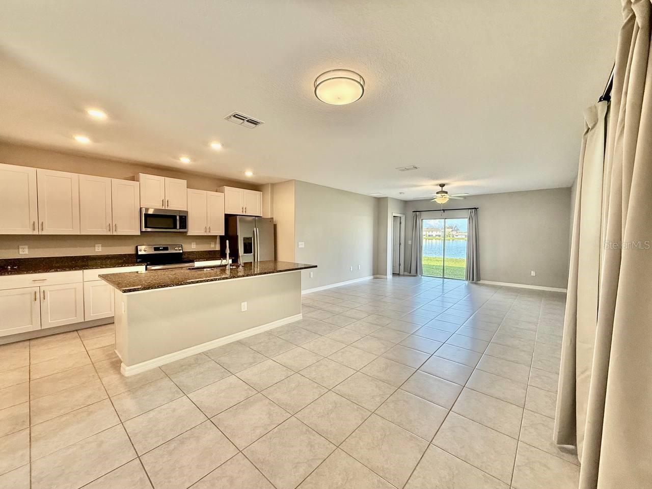 Image 8 of 45 For 1036 Royal Empress Drive