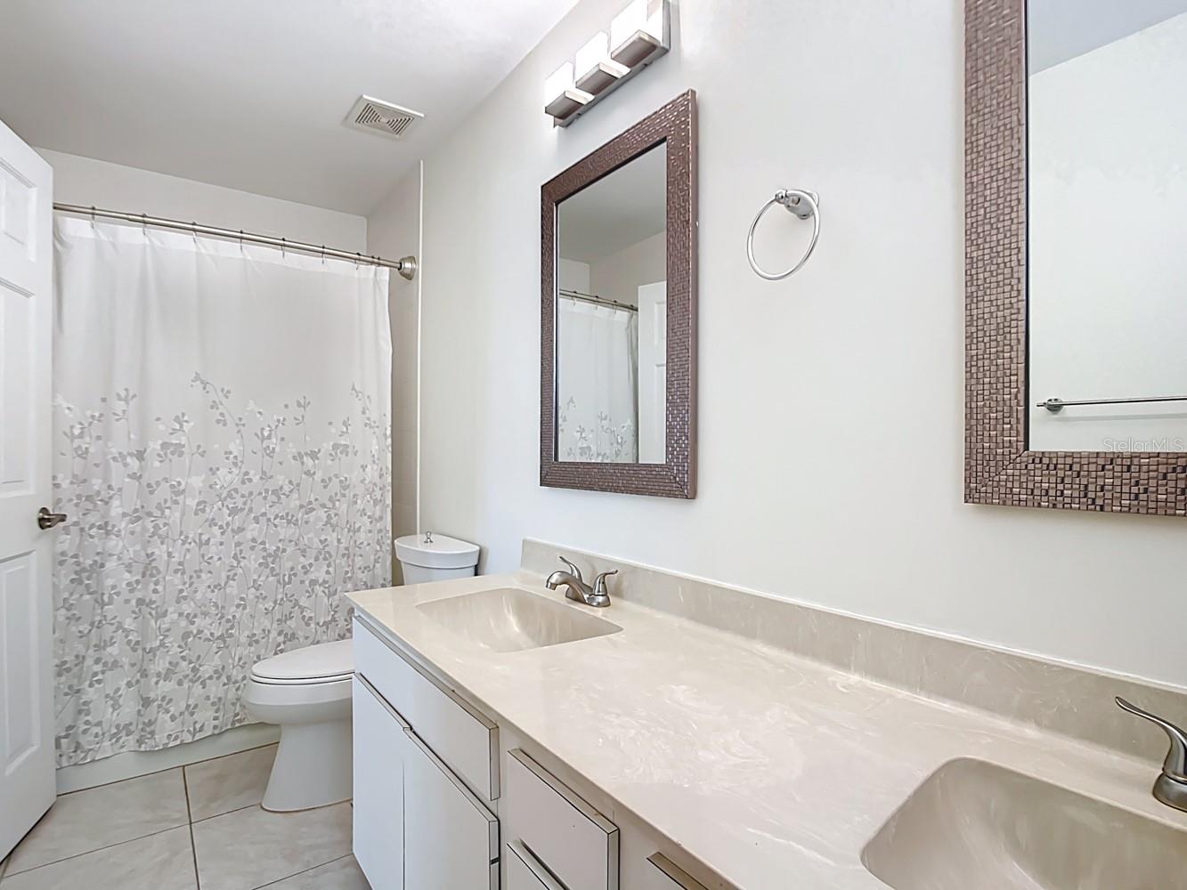 Image 27 of 53 For 780 Sarabay Road 16