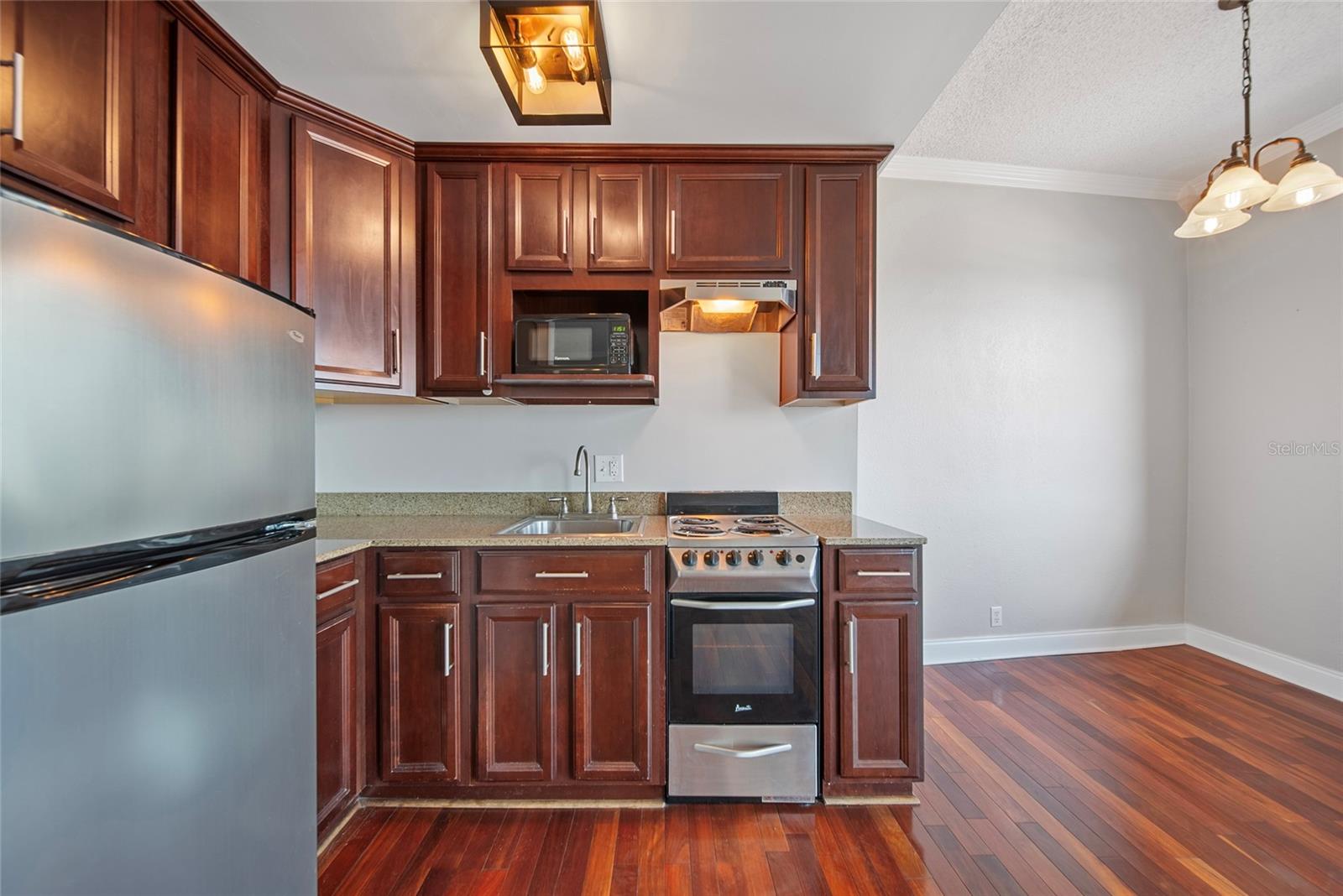 Image 10 of 30 For 2109 Bayshore Boulevard 909