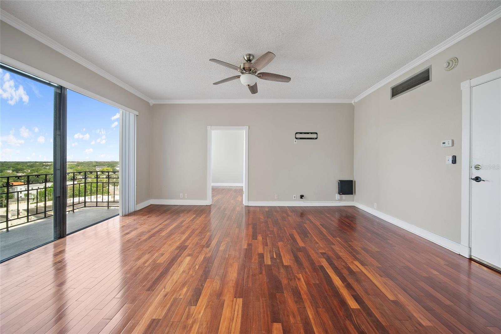 Image 17 of 30 For 2109 Bayshore Boulevard 909