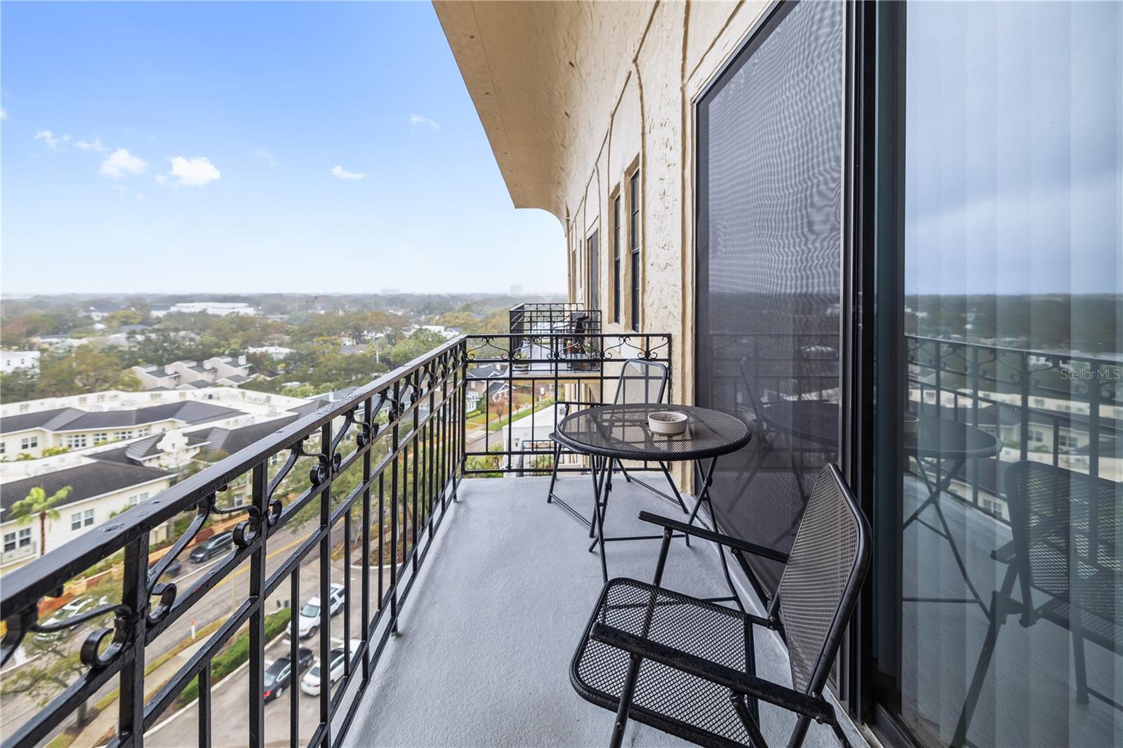 Image 19 of 30 For 2109 Bayshore Boulevard 909