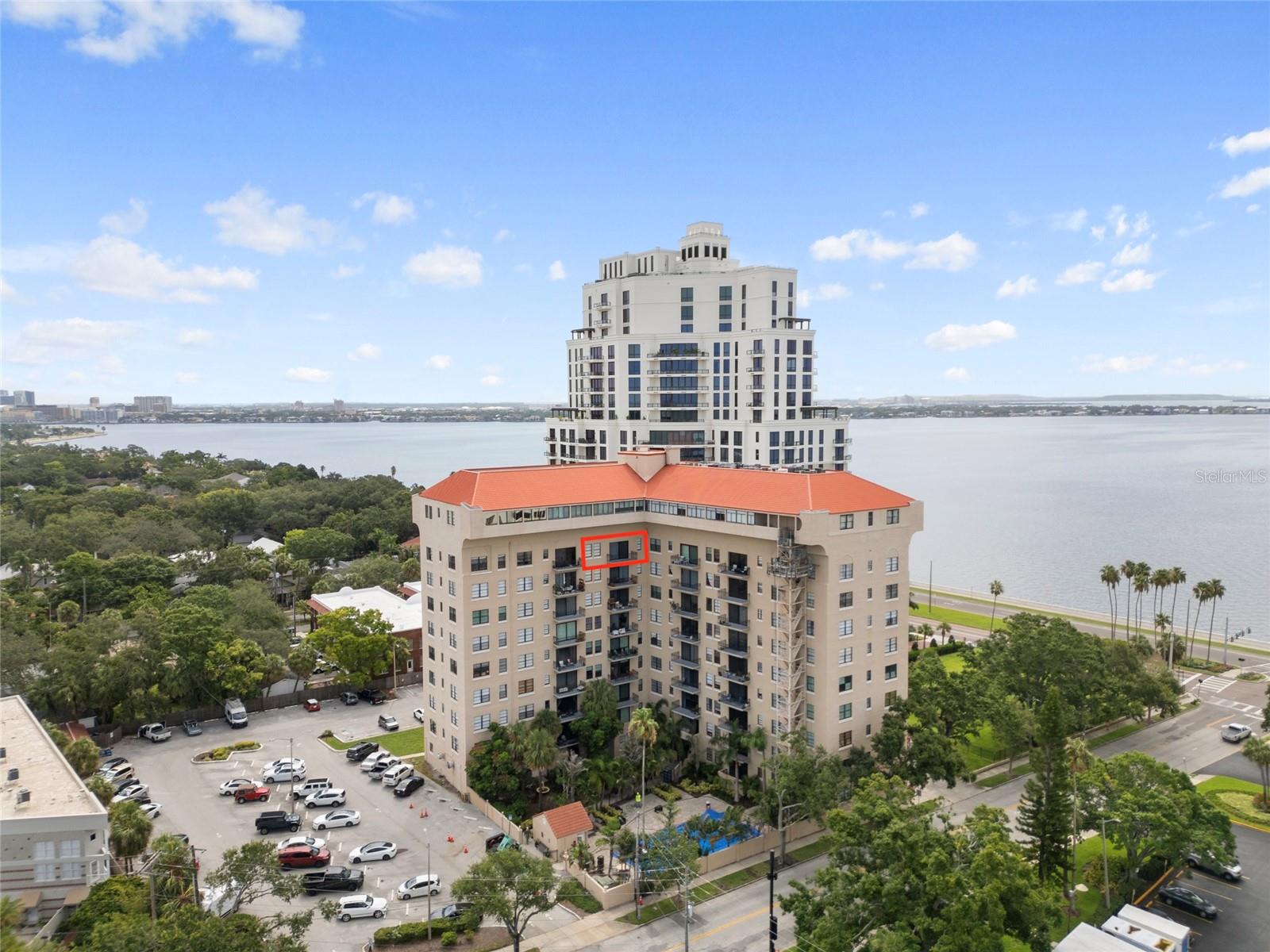 Image 29 of 30 For 2109 Bayshore Boulevard 909