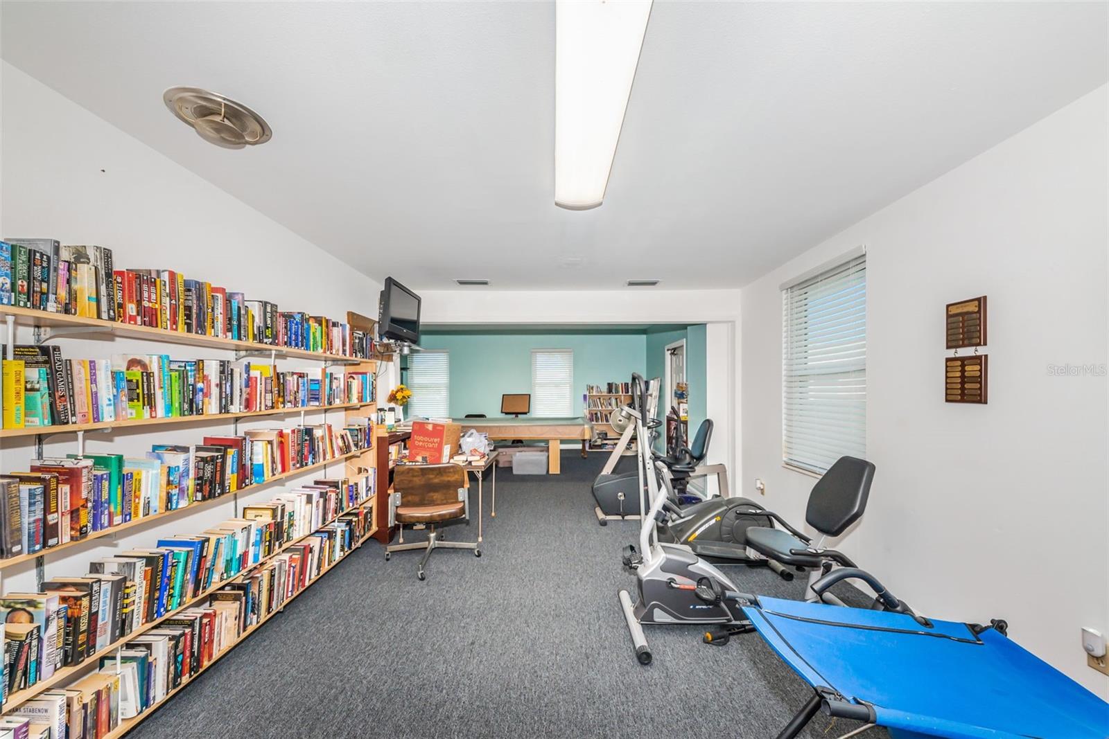 Image 31 of 34 For 12400 Park Boulevard 311