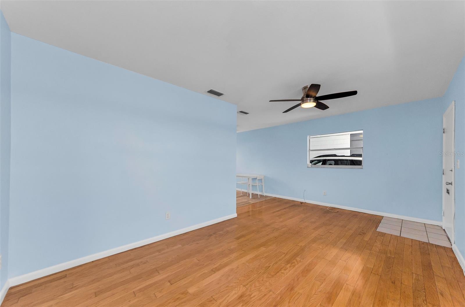 Image 6 of 34 For 12400 Park Boulevard 311