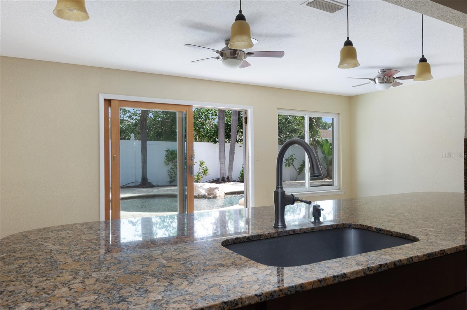 Image 11 of 35 For 12979 89th Avenue