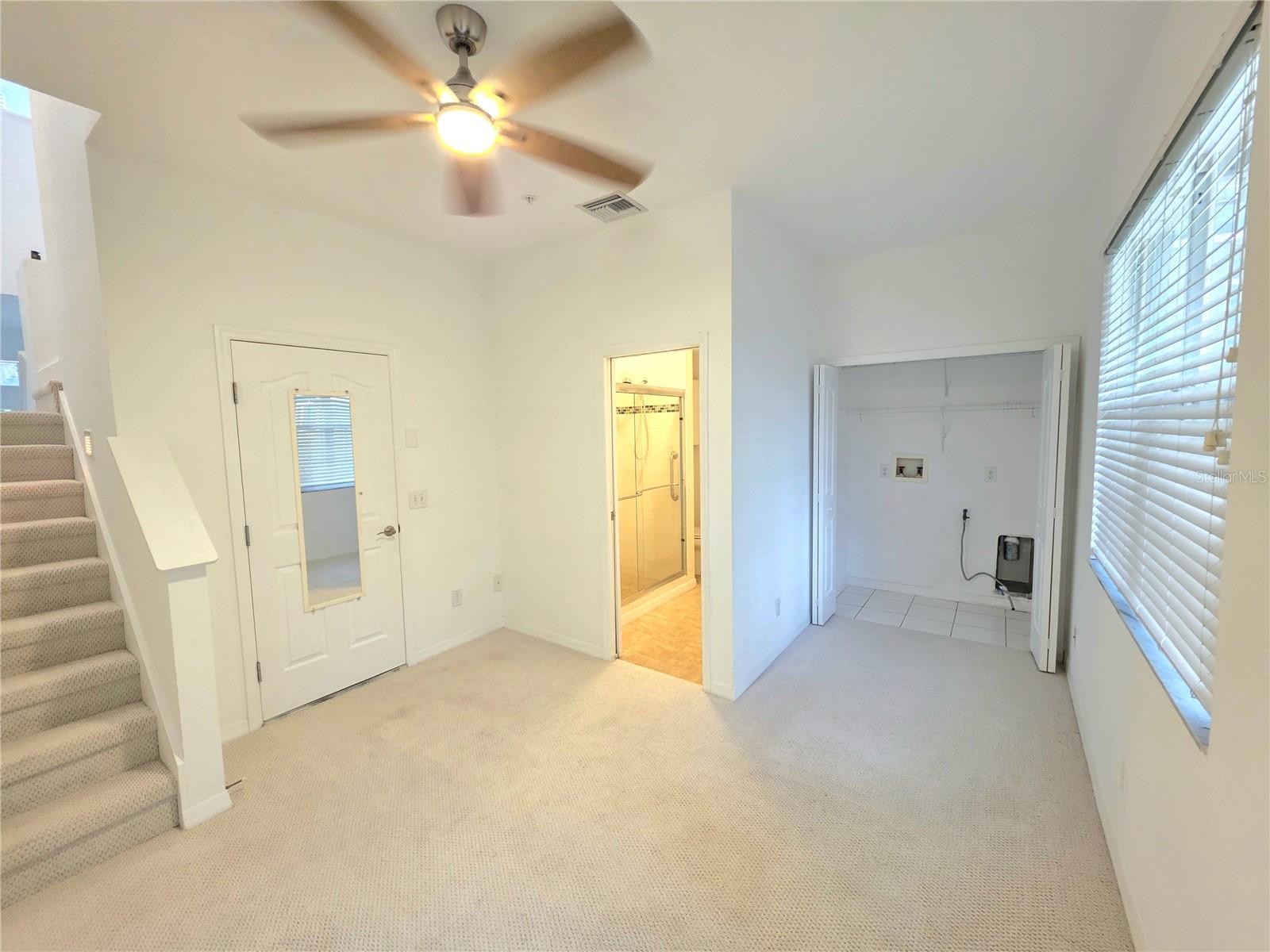 Image 7 of 30 For 3053 Pointeview Drive