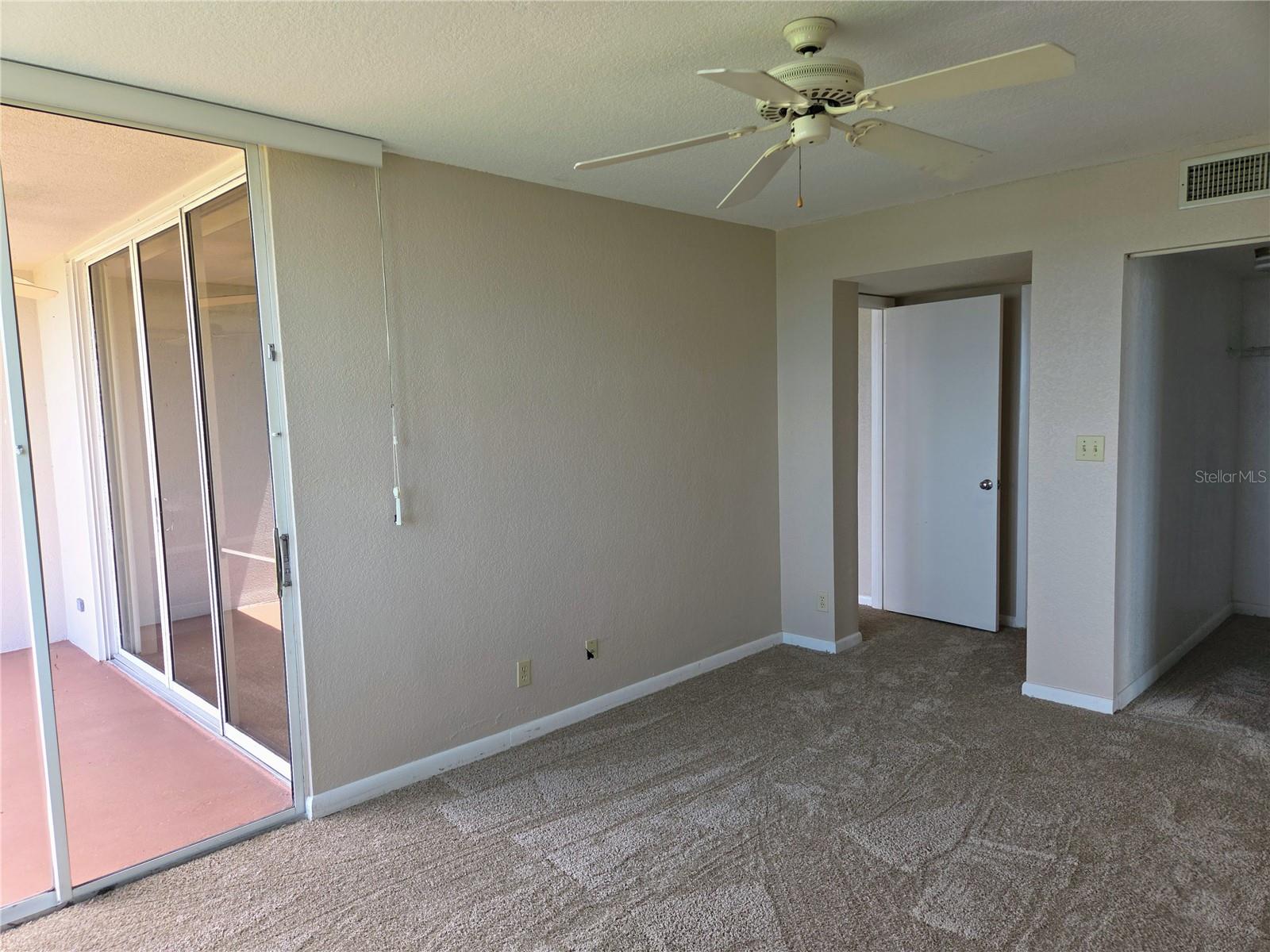 Image 17 of 39 For 5801 Bahia Del Mar Circle 113