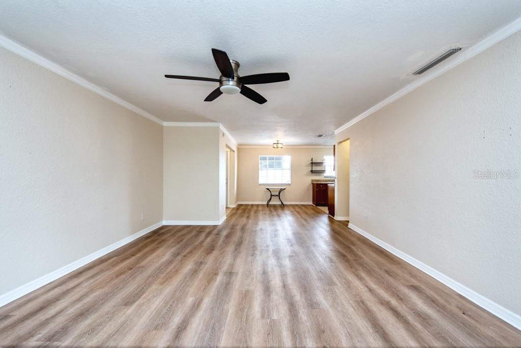 Image 9 of 13 For 200 Country Club Drive 1402