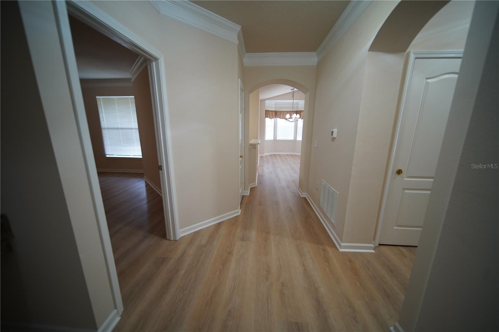 Image 14 of 23 For 10409 Villa View Circle 10409